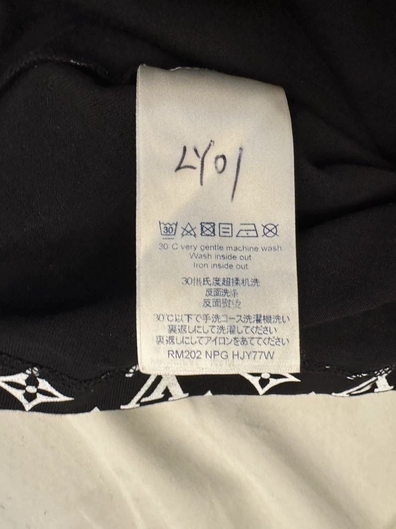 Louis Vuitton Louis Vuitton short sleeves Size US XXL / EU 58 / 5 - 6 Thumbnail