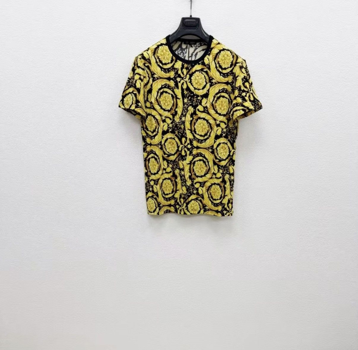 Versace VERSACE High Stretch Short Sleeve T-shirt J30 Size US M / EU 48-50 / 2 - 2 Thumbnail