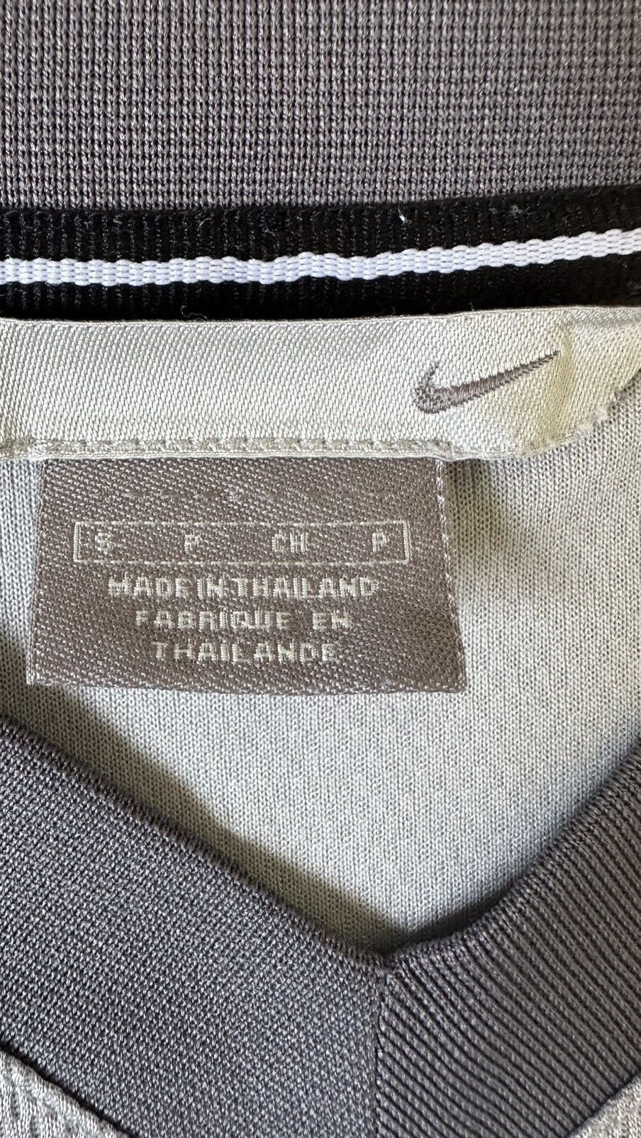 Nike VINTAGE NIKE JERSEY Size US M / EU 48-50 / 2 - 5 Thumbnail
