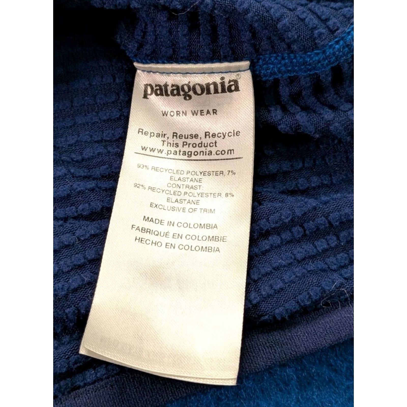 Patagonia VINTAGE Patagonia R1 Tech Face Hoody Jacket Regulator Hooded Grid Fleece Medium Blue 90s Mens Size US M / EU 48-50 / 2 - 5 Thumbnail