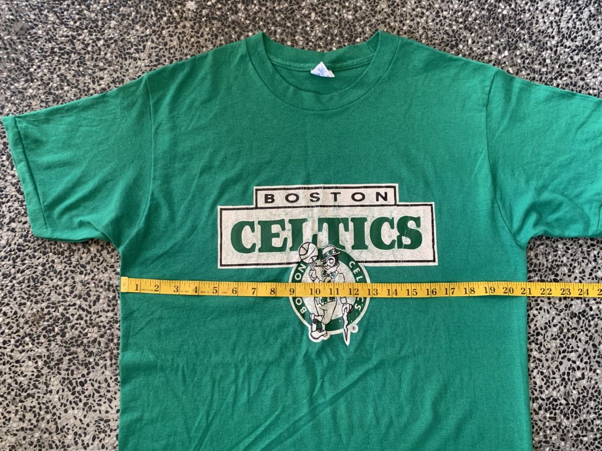 NBA Vintage 80s Boston Celtics NBA Basketball Champion T shirt Size US XL / EU 56 / 4 - 9 Thumbnail