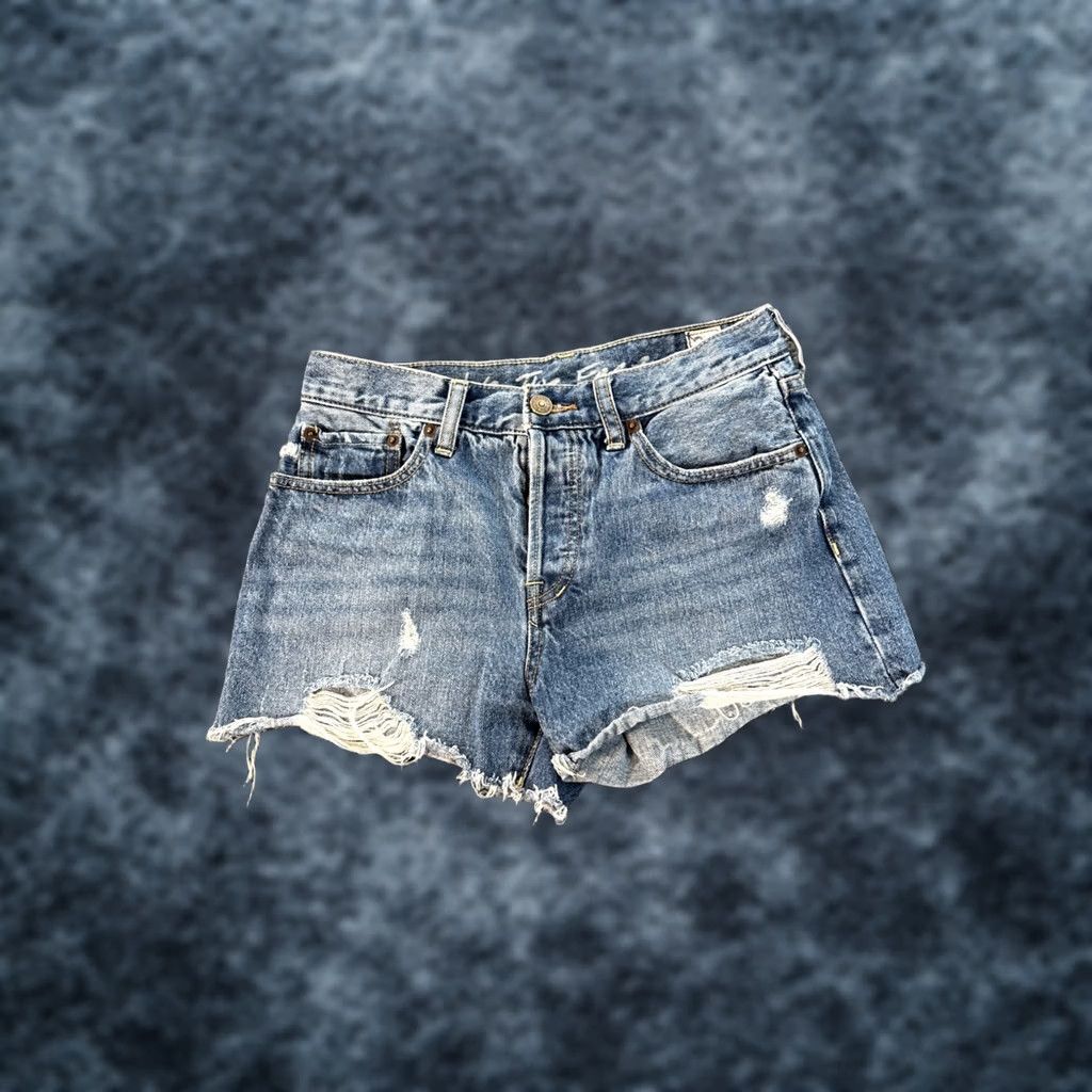 Vintage We The Free People Shorts Women 26 High Rise Denim Distressed Button Fly Casual Denim Shorts Bohemian Festival 5-Pocket Womens XS? Size 26" / US 2 / IT 38 - 1 Thumbnail
