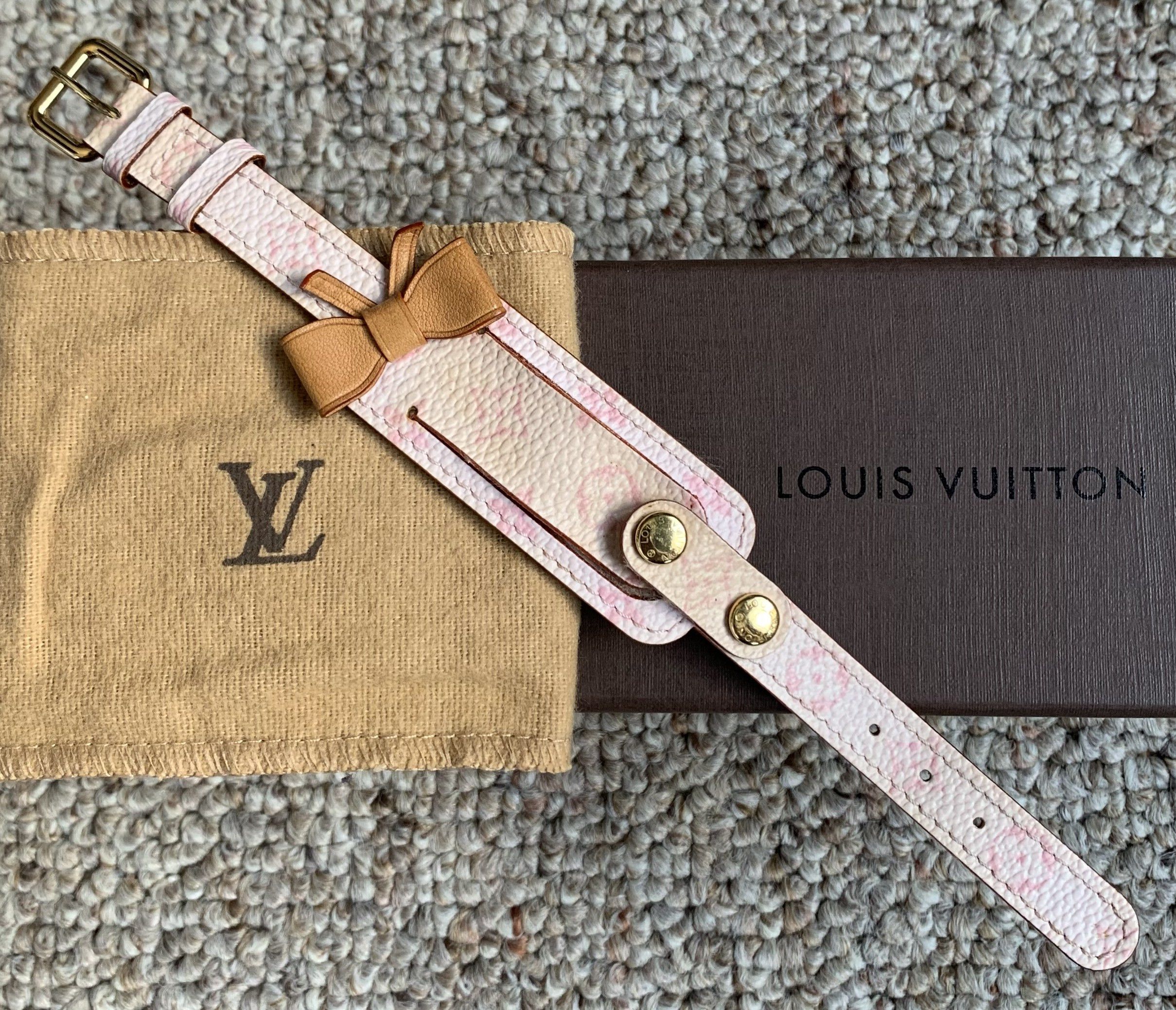 Louis Vuitton × Takashi Murakami S/S 2003 Louis Vuitton Murakami Cherry Monogram Bracelet Size ONE SIZE - 11 Thumbnail