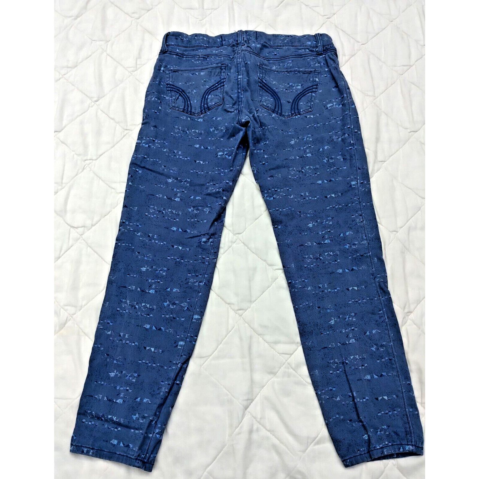 Hollister Women's Hollister Stretch Capri's Size 5 Waist 27 Speckled Size 28" / US 6 / IT 42 - 1 Thumbnail