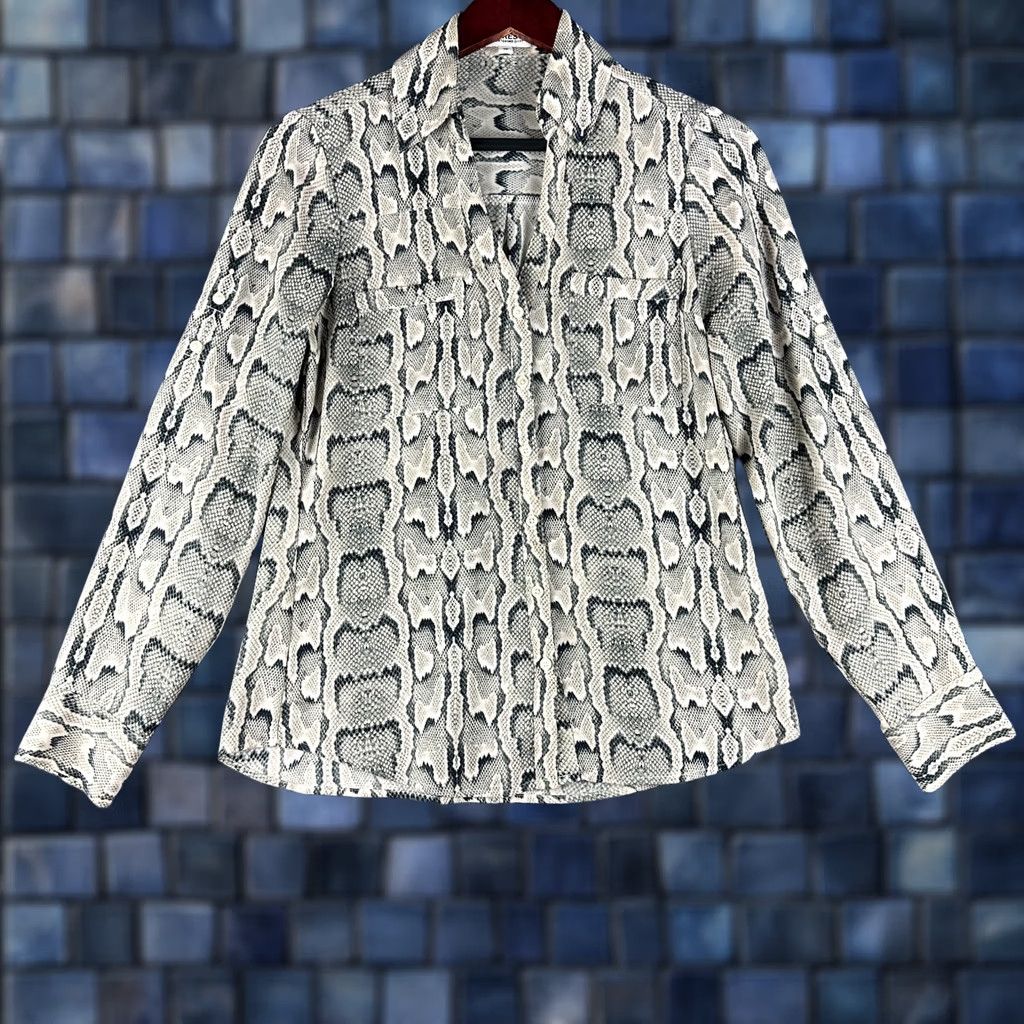 Express Express Shirt Womens XS Long Sleeve Roll Tab Animal Print Size XS / US 0-2 / IT 36-38 - 1 Thumbnail