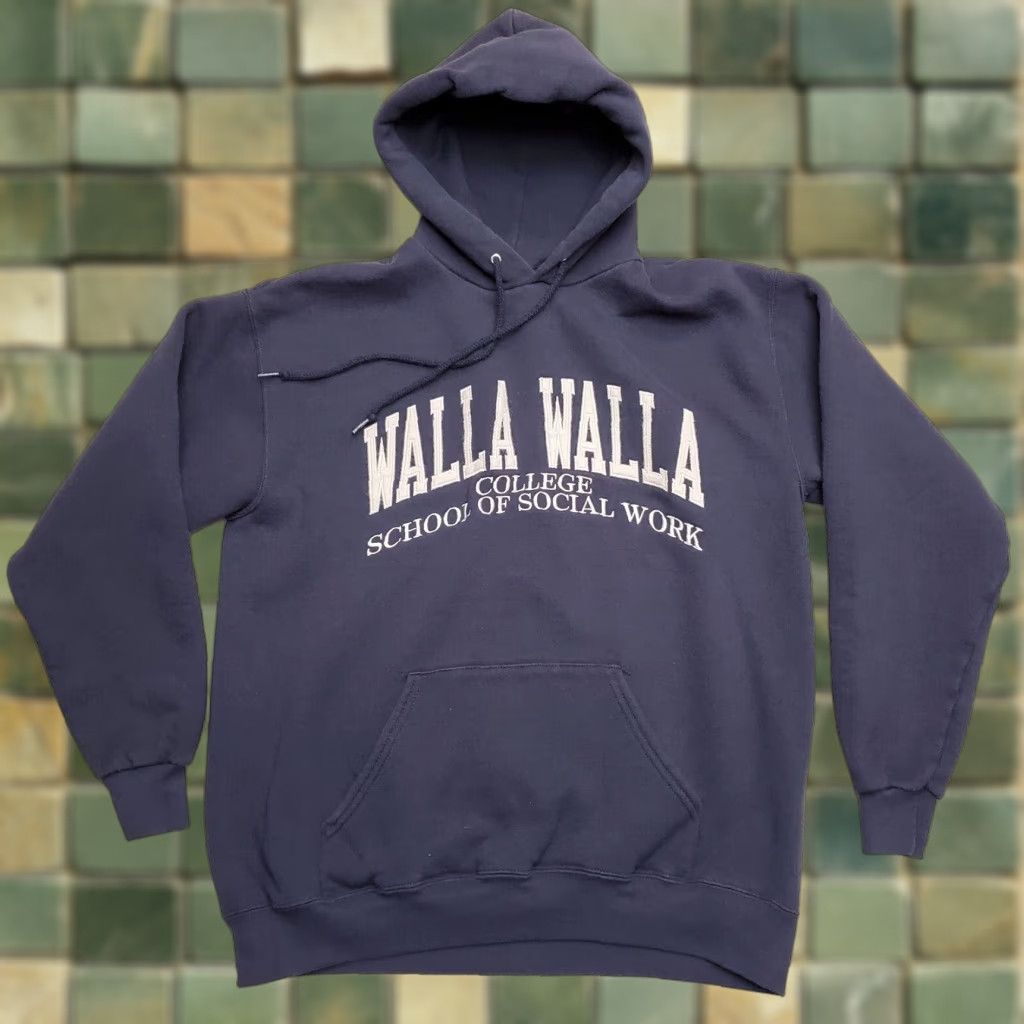 Lee VINTAGE Lee Hoodie Mens M Blue Long Sleeve Social Work Walla Walla College Embroidered Logo Size US M / EU 48-50 / 2 - 1 Thumbnail