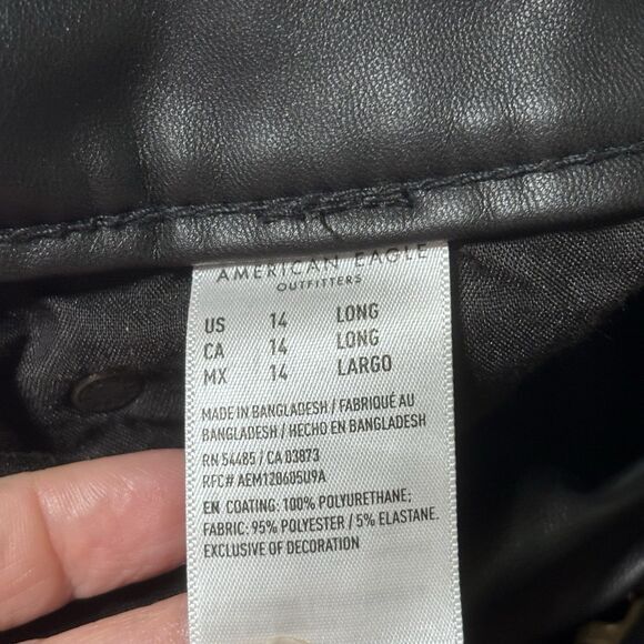American Eagle Outfitters American Eagle Stretch Faux Leather Flare Pants Size 14 Long Size 36" / US 14 / IT 50 - 15 Thumbnail