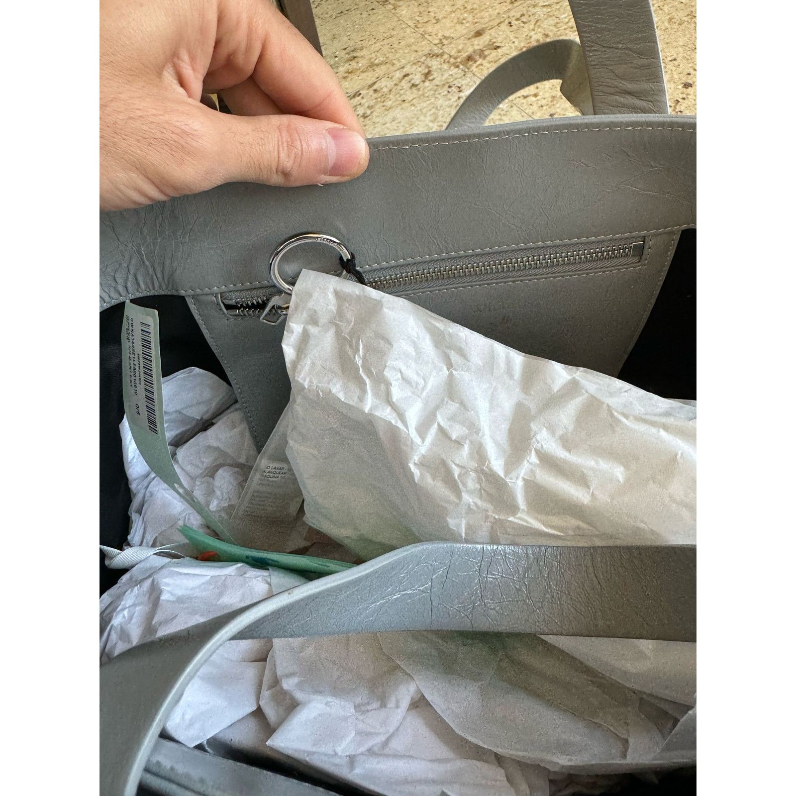 Off-White o1rshd1 Size: OS / Commercial Tote Bag in Grey/Black Size ONE SIZE - 10 Thumbnail