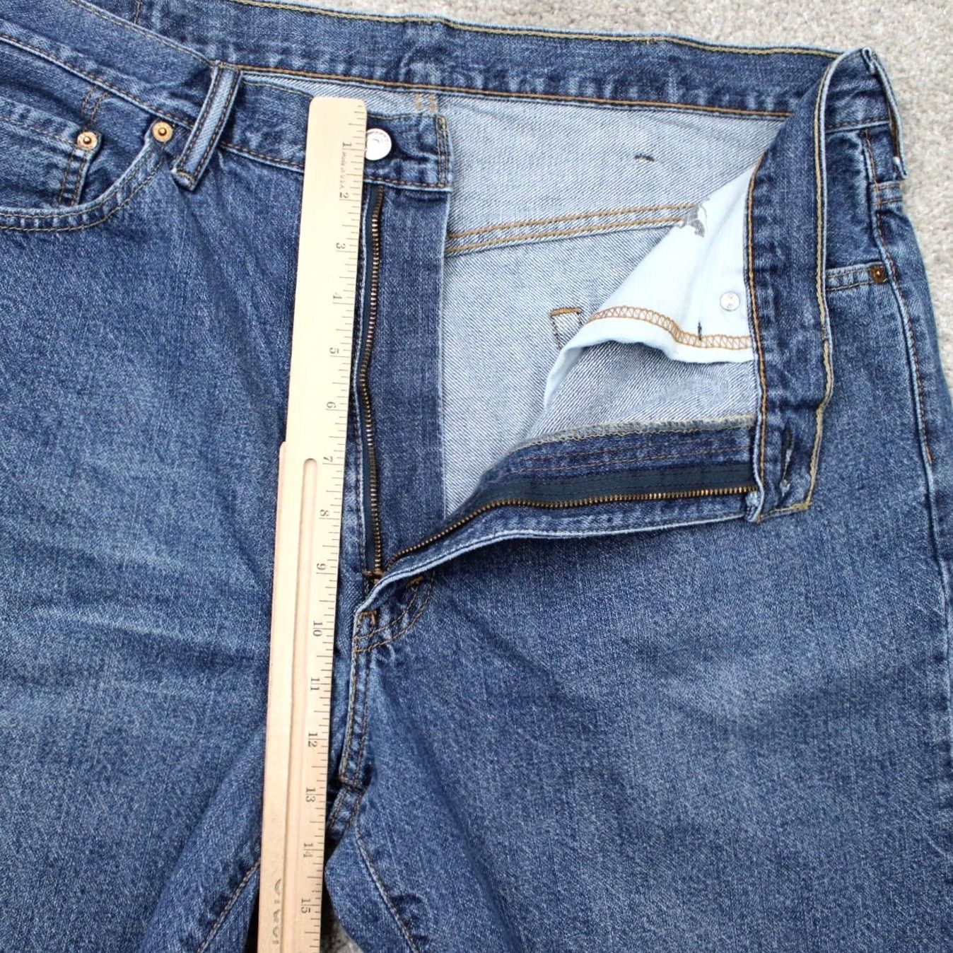 Levi's Levi's 550 Jean Shorts Mens 40 Blue 10" Denim 5-Pocket Relaxed Fit Cotton Bermuda Shorts Mens Blue 10" Inseam Regular Size 40 Casual Summer Size US 40 / EU 56 - 7 Thumbnail