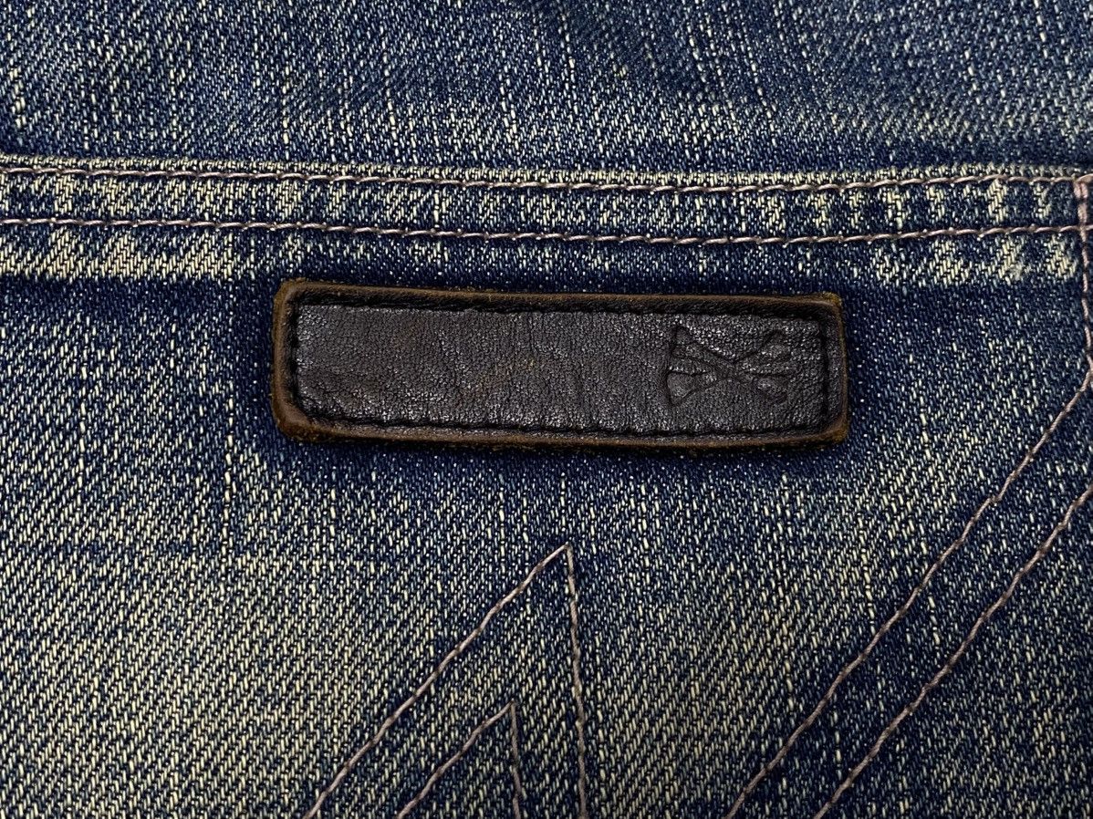 Japanese Brand × Neighborhood Neighborhood 2001 Selvedge Distressed Denim Cargo Shorts Size US 31 - 15 Thumbnail