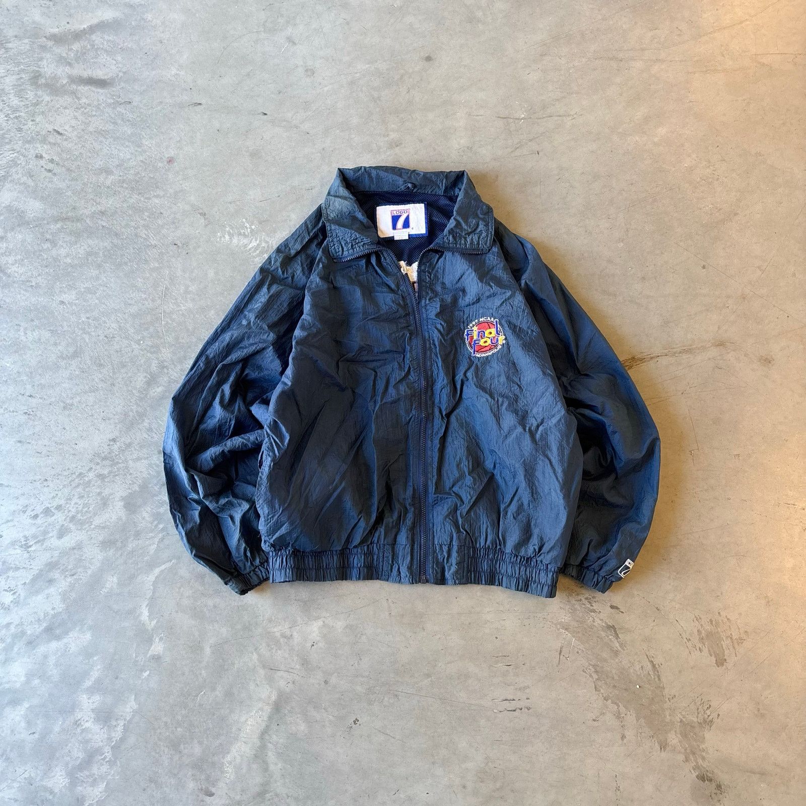 Logo 7 vintage 90s logo7 ncaa final four windbreaker jacket Size US L / EU 52-54 / 3 - 1 Thumbnail