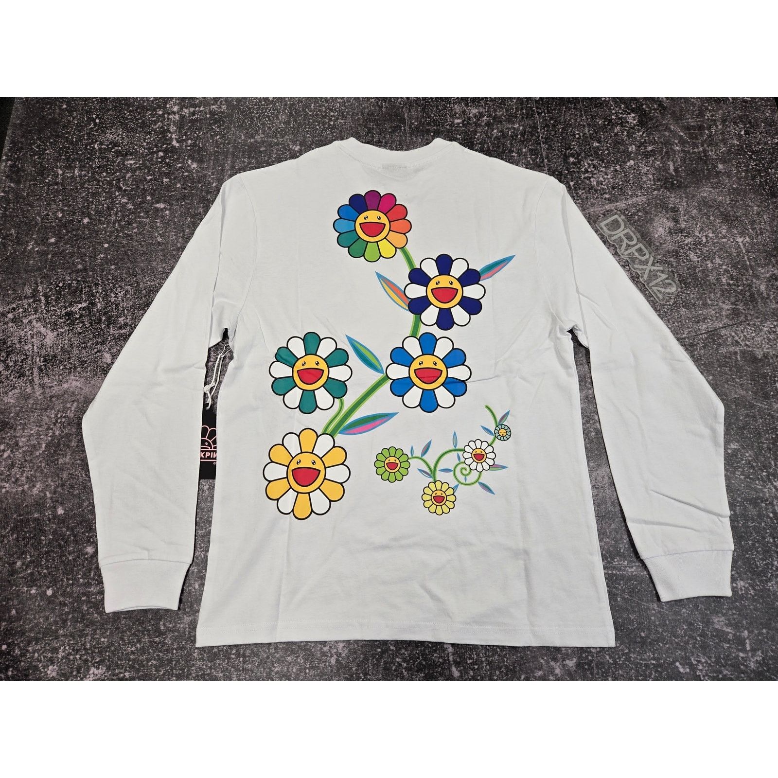 Takashi Murakami BLACKPINK x Murakami White LS Tee Flower Garden Size XS NWT Size XS / US 0-2 / IT 36-38 - 2 Thumbnail