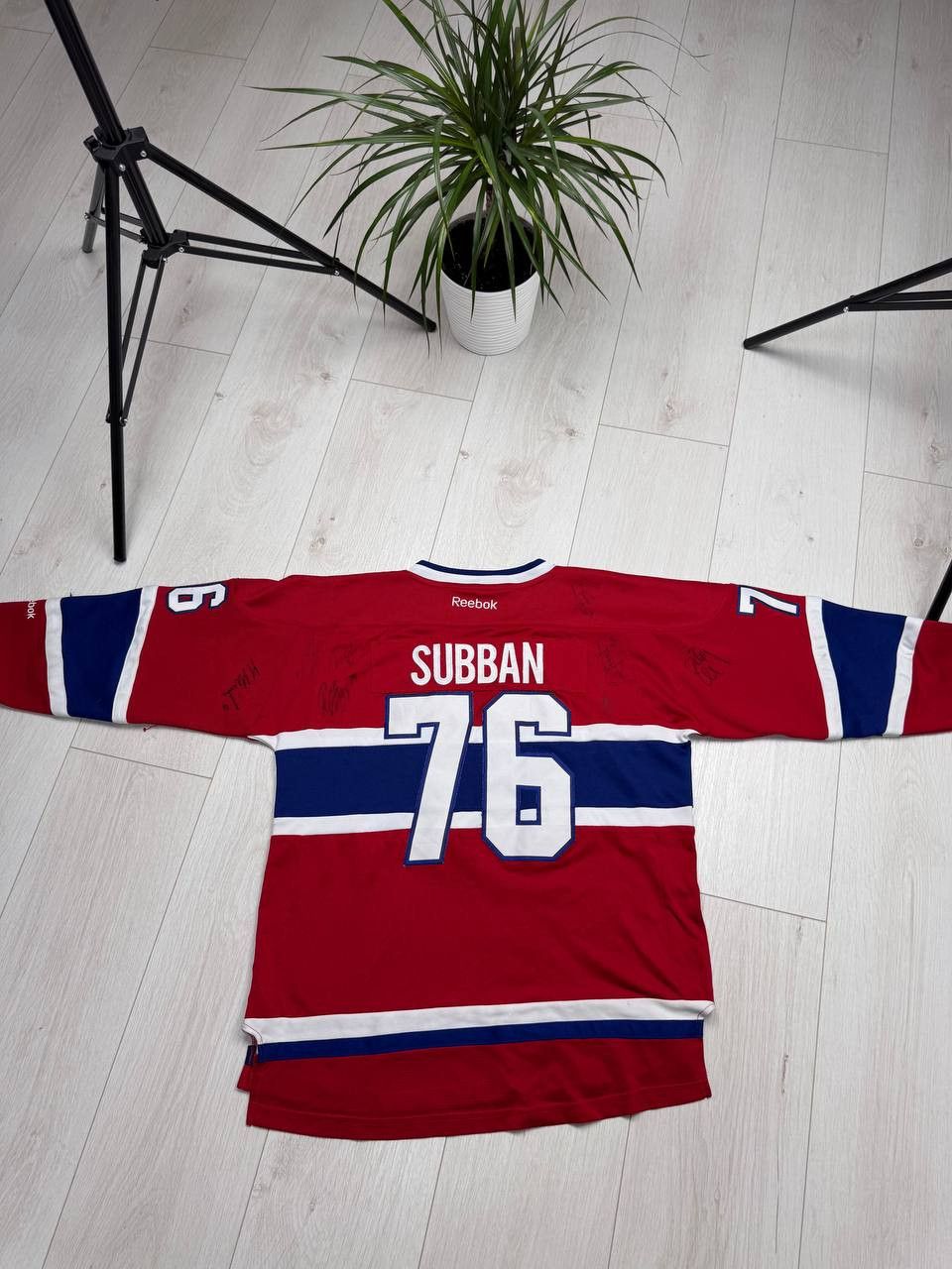 NHL × Reebok SIGNED Reebok NHL Montreal Canadiens Hockey Jersey Youth Size US XS / EU 42 / 0 - 10 Thumbnail