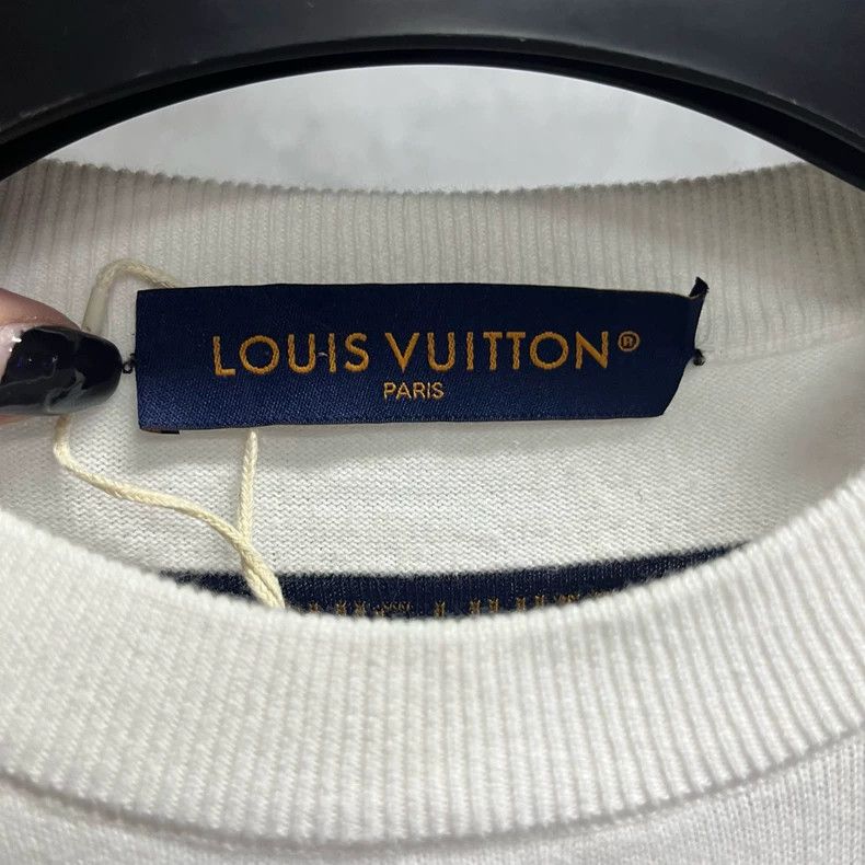 Louis Vuitton Louis Vuitton White monogrammed intarsia T-shirt with short Size US S / EU 44-46 / 1 - 2 Thumbnail