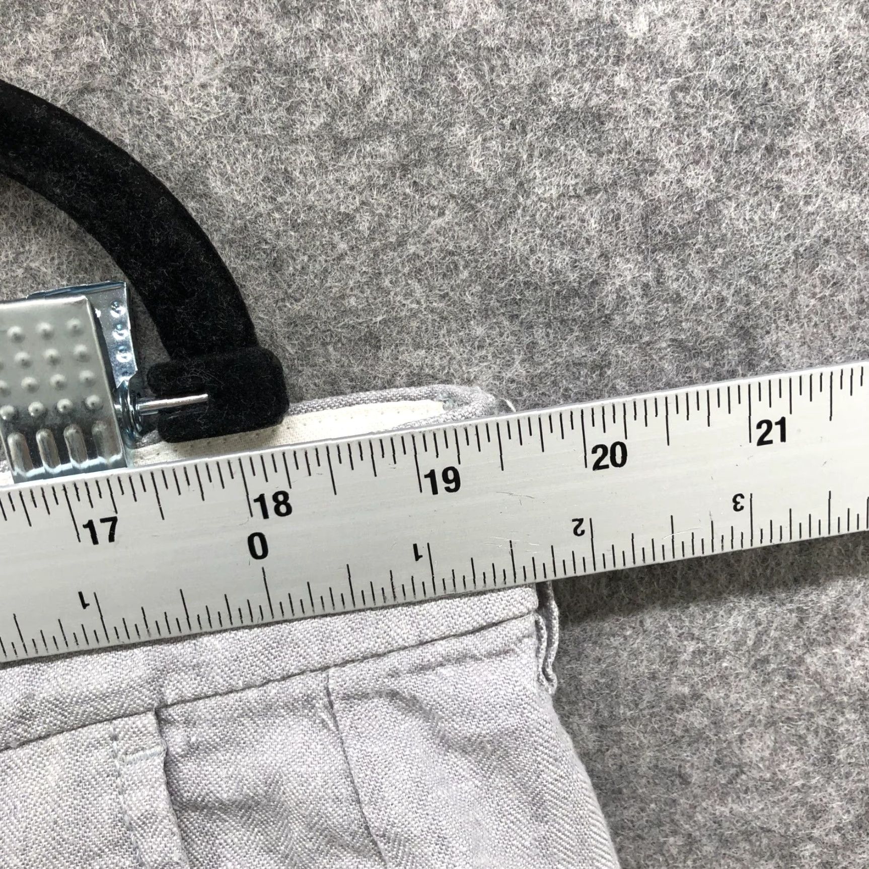 Old Navy Old Navy Linen Blend Shorts Mens Size 36 Gray Slim Flat Front 10" Chino Classic Mens Size US 36 / EU 52 - 5 Thumbnail