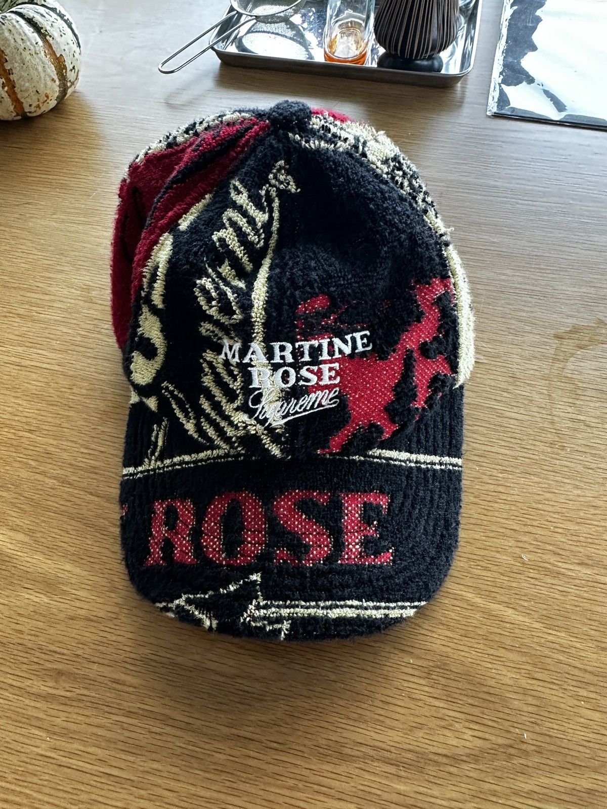 Martine Rose × Supreme Martine Rose Supreme Towel Hat Size ONE SIZE - 1 Thumbnail