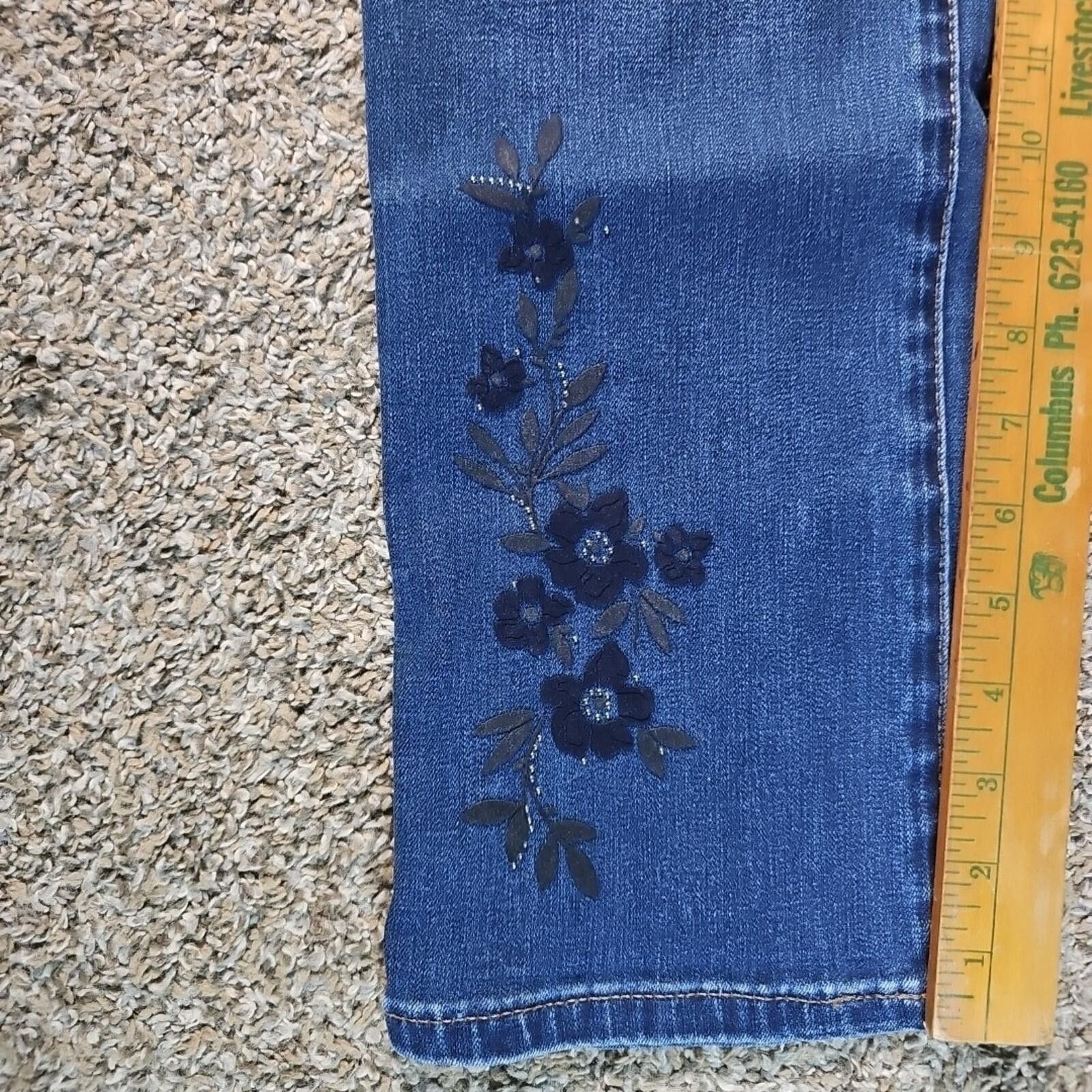 Lee Lee Regular Straight MidRise Flex Motion 8 Jeans Floral Size 30" / US 8 / IT 44 - 6 Thumbnail