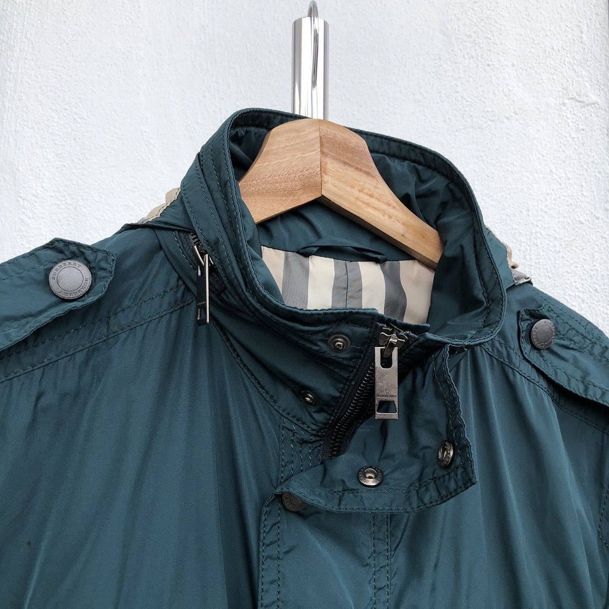 Burberry Burberry London Lightweight Hooded Jacket Size US M / EU 48-50 / 2 - 7 Thumbnail