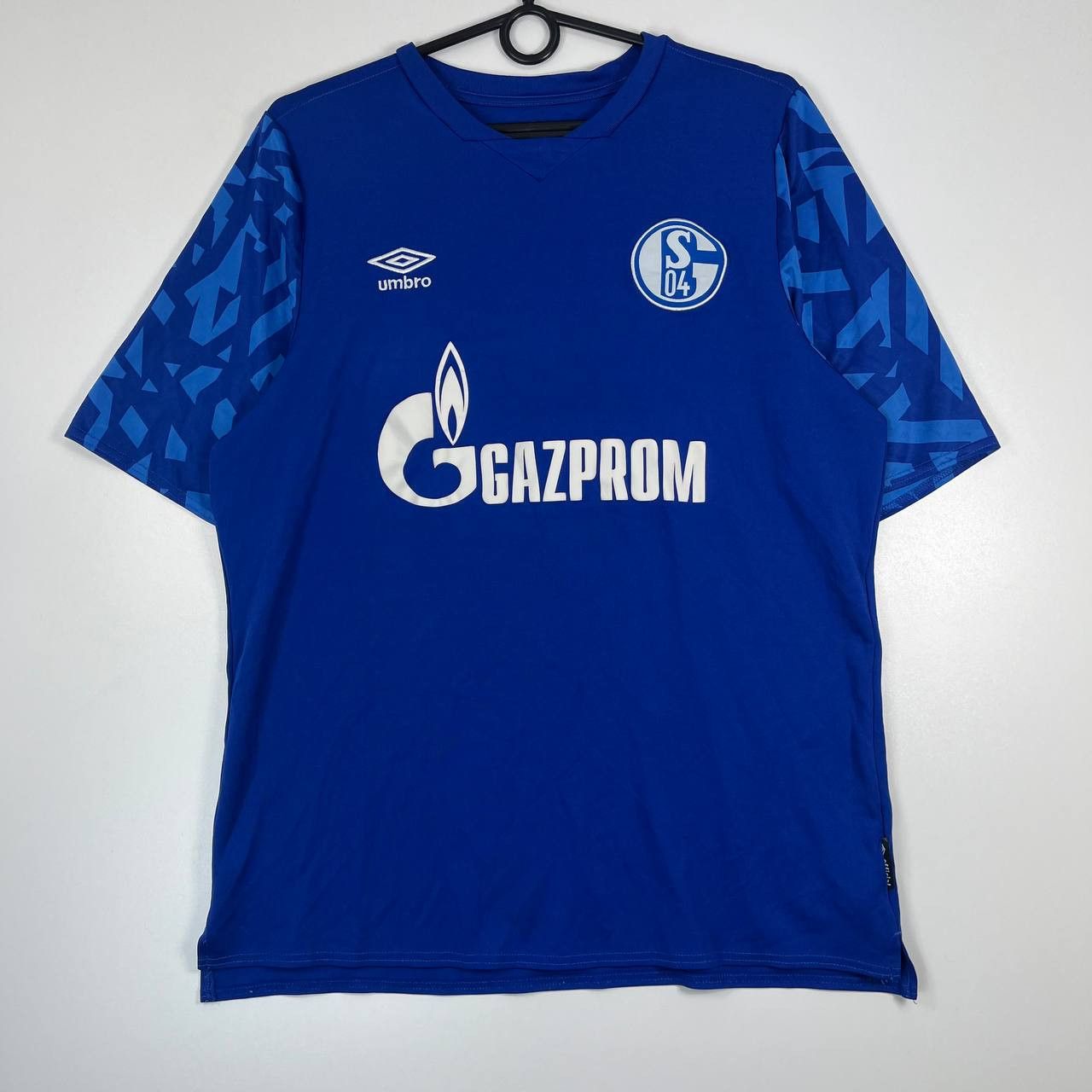 Umbro SCHALKE 04 2019/2020 HOME FOOTBALL SHIRT UMBRO SIZE XL Size US XL / EU 56 / 4 - 1 Thumbnail