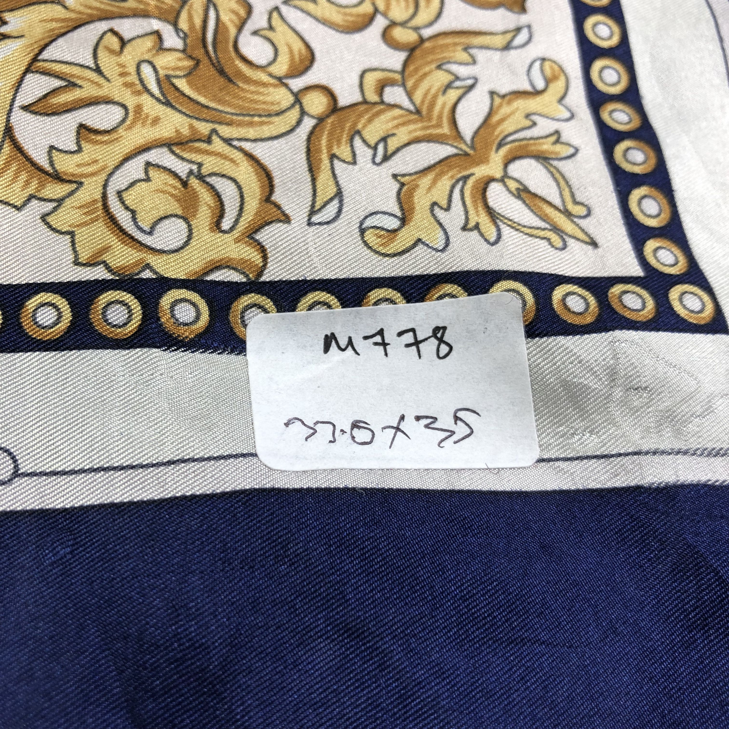 Japanese Brand Luxury Baroque Silk Scarf M778 Size ONE SIZE - 9 Thumbnail