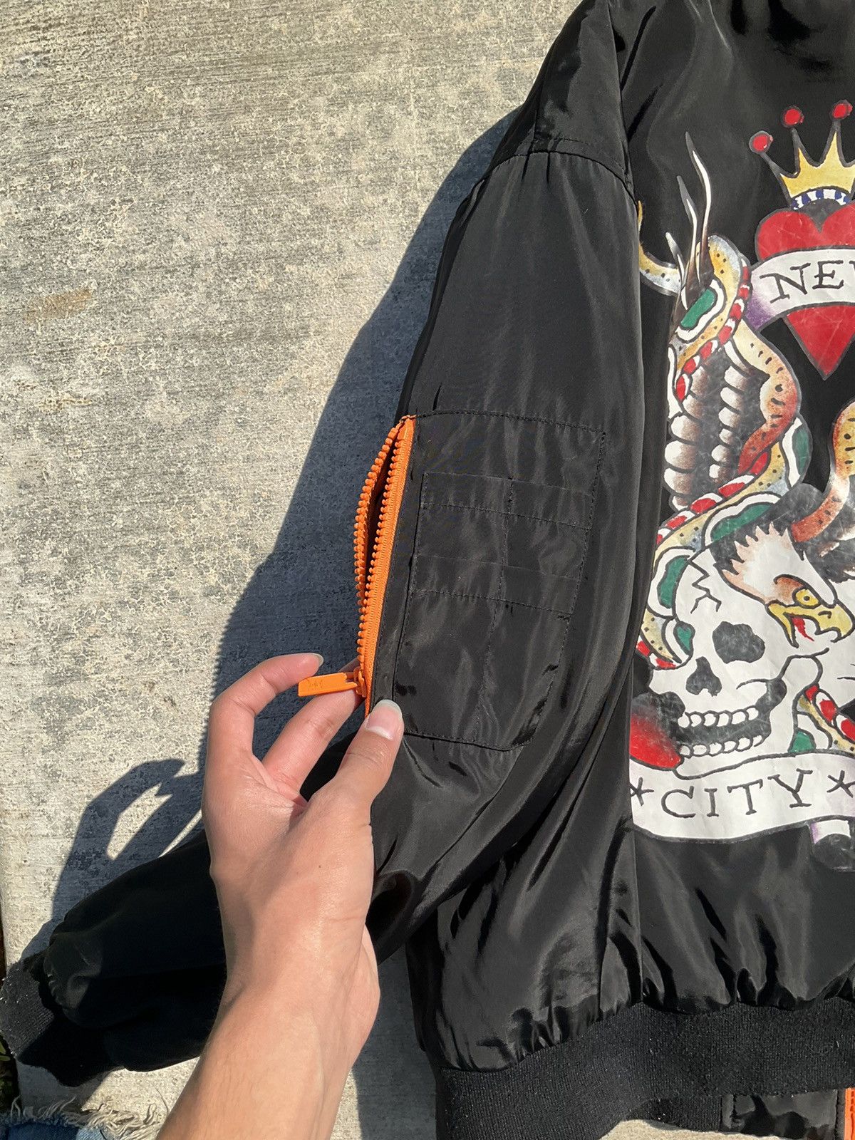 Ed Hardy Ed Hardy “NYC SKULL” bomber Size US L / EU 52-54 / 3 - 6 Thumbnail
