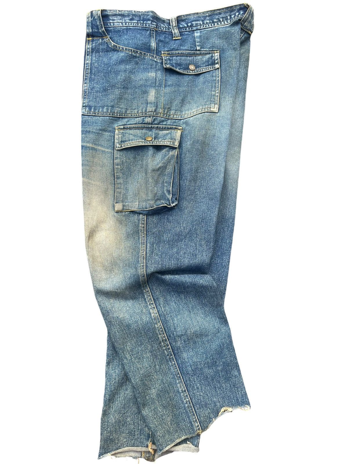 Japanese Brand Vintage Japanese Brand Mud Wash Tactical Cargo Frayed Jeans Size US 34 / EU 50 - 4 Thumbnail