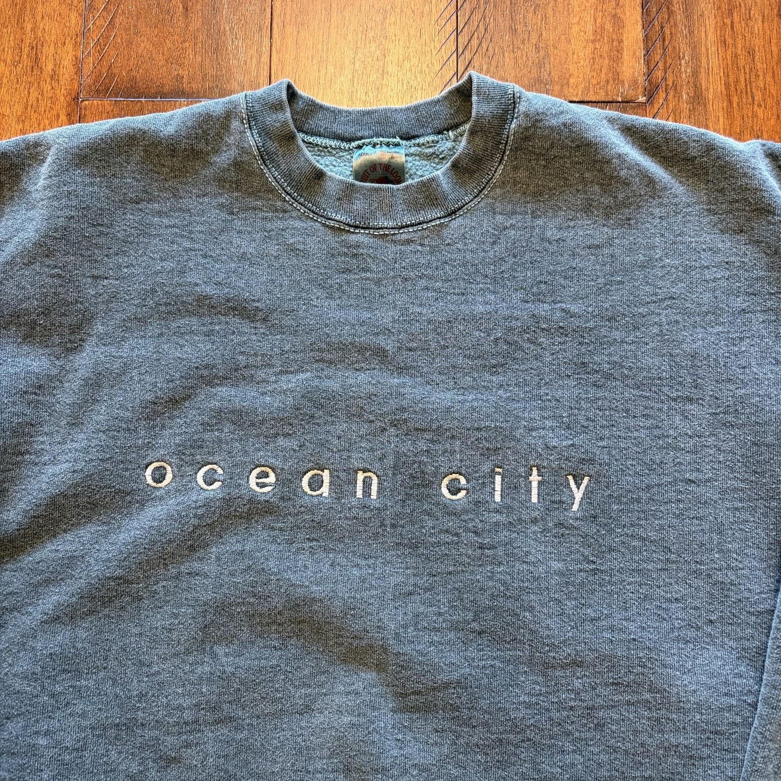 Fruit Of The Loom Vintage Fruit Of The Loom Ocean City Sweatshirt Mens L Size US L / EU 52-54 / 3 - 3 Thumbnail