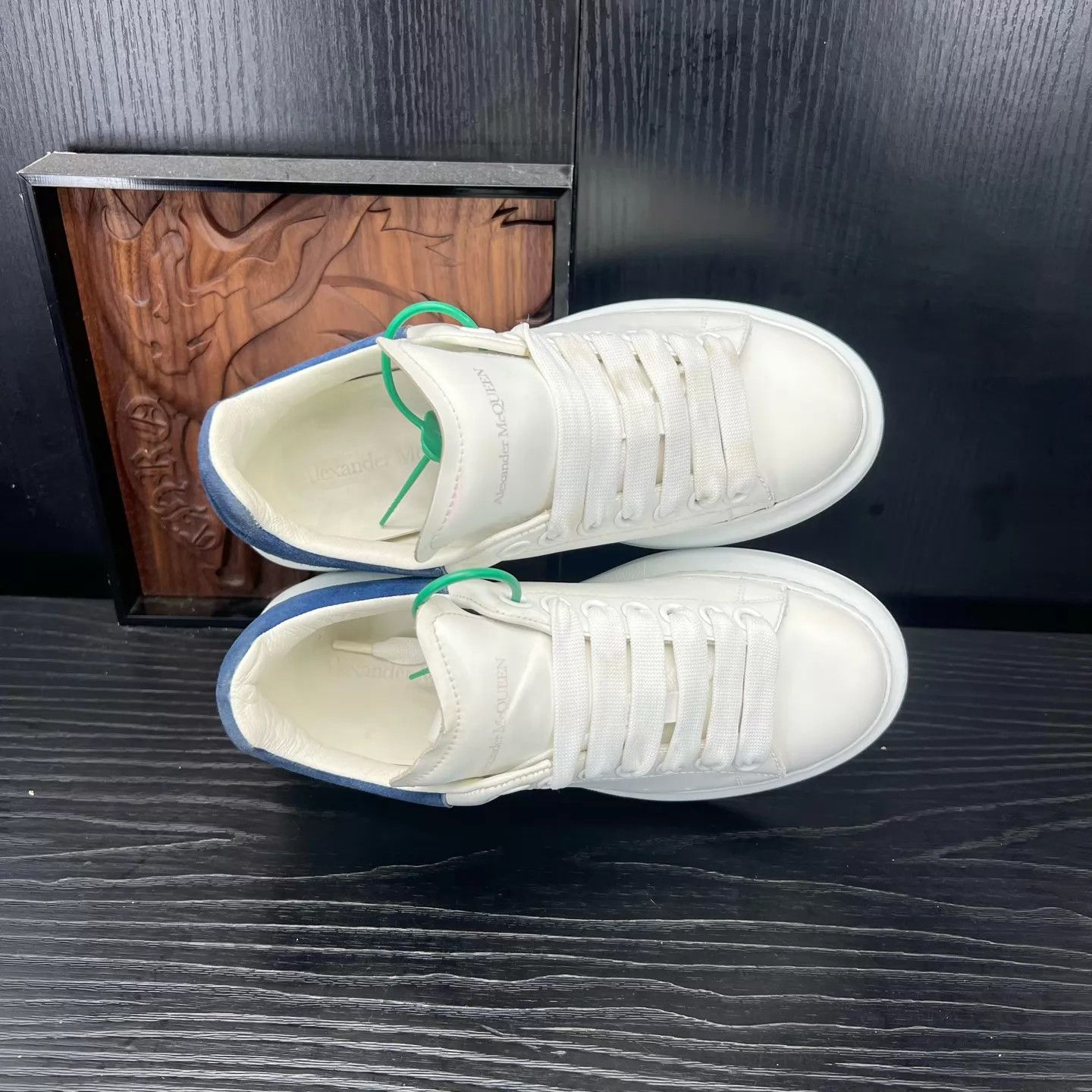 Alexander McQueen McQueen Blue Toe Suede 35.5 Mint with Box Size US 5 / IT 35 - 4 Thumbnail