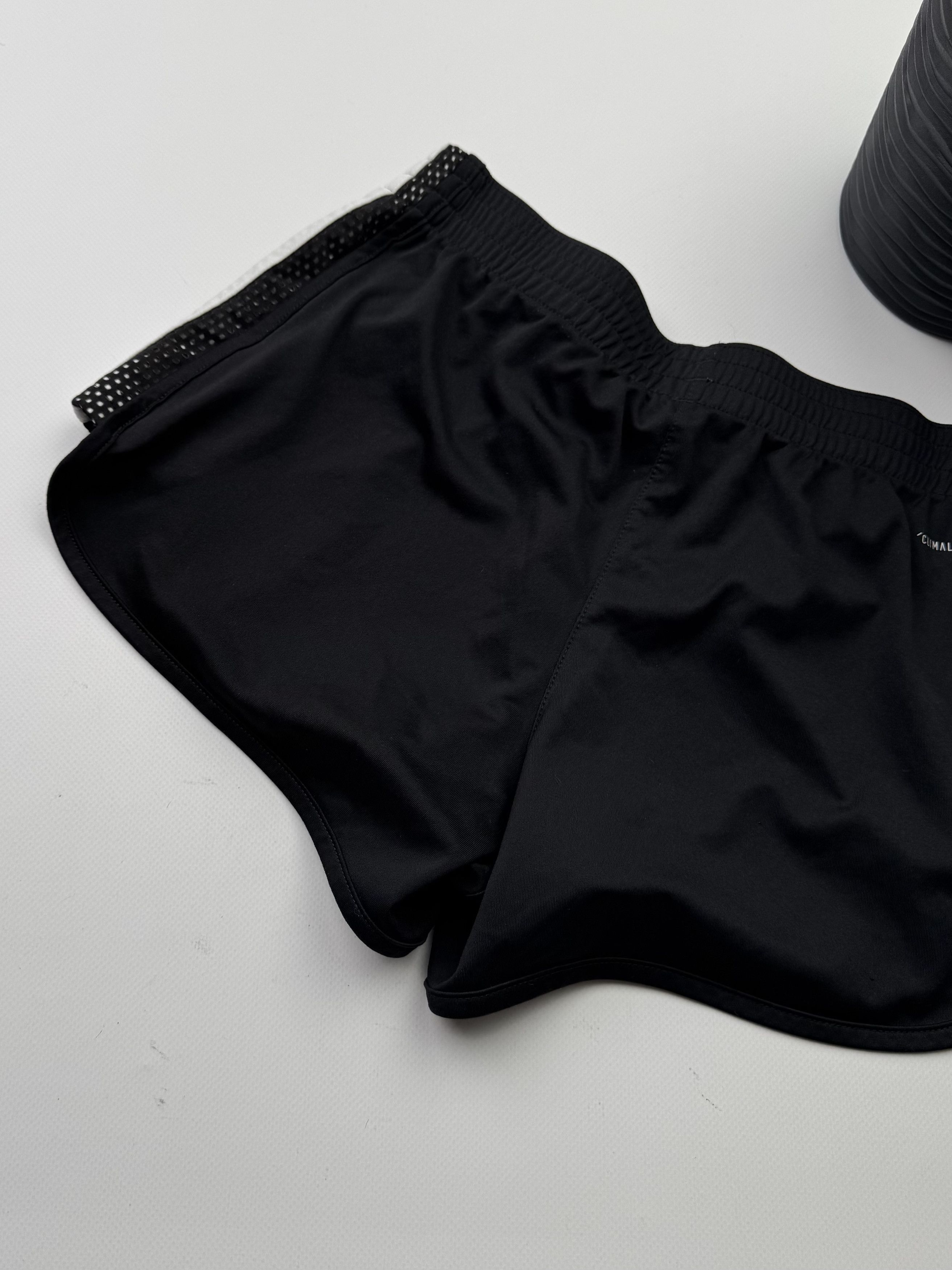 Adidas Adidas Mini Shorts (145) Size 27" / US 4 / IT 40 - 8 Thumbnail