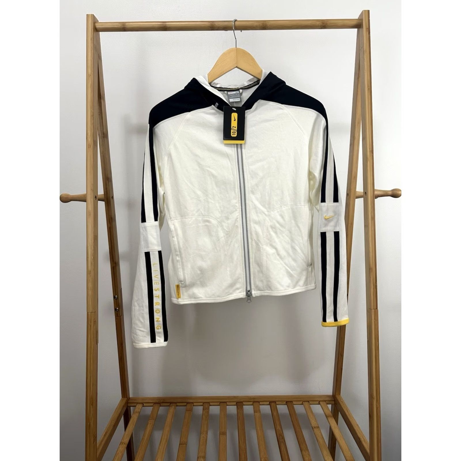 Nike VINTAGE Nike Women's Boxy Cropped Full Zip Livestrong Hooded Jacket Shirt XS? Size M / US 6-8 / IT 42-44 - 2 Thumbnail