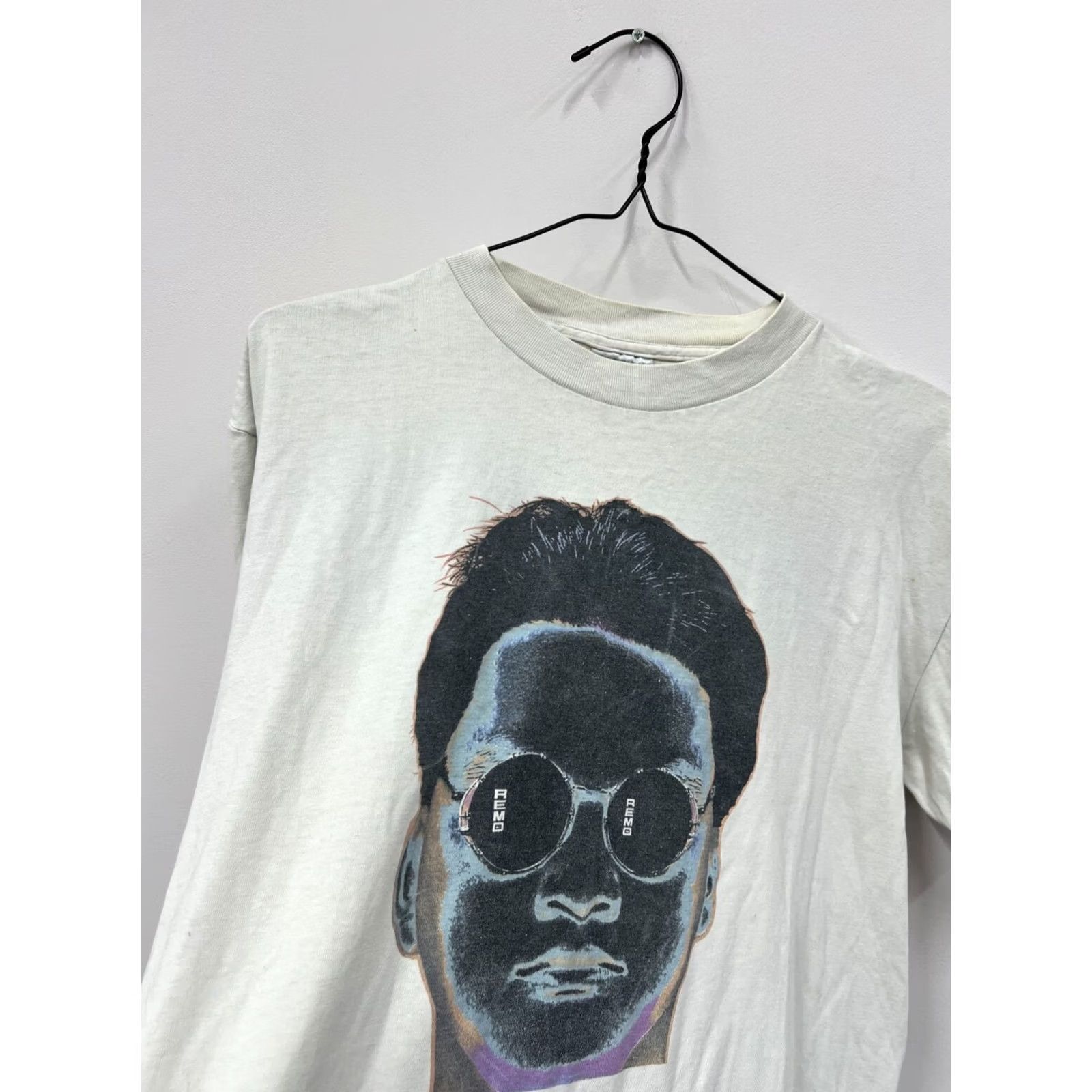 Vintage REM0 Drums with an Attitude T-Shirt L Men Ivory 90s Vintage Oneita Shirt Size US L / EU 52-54 / 3 - 7 Thumbnail