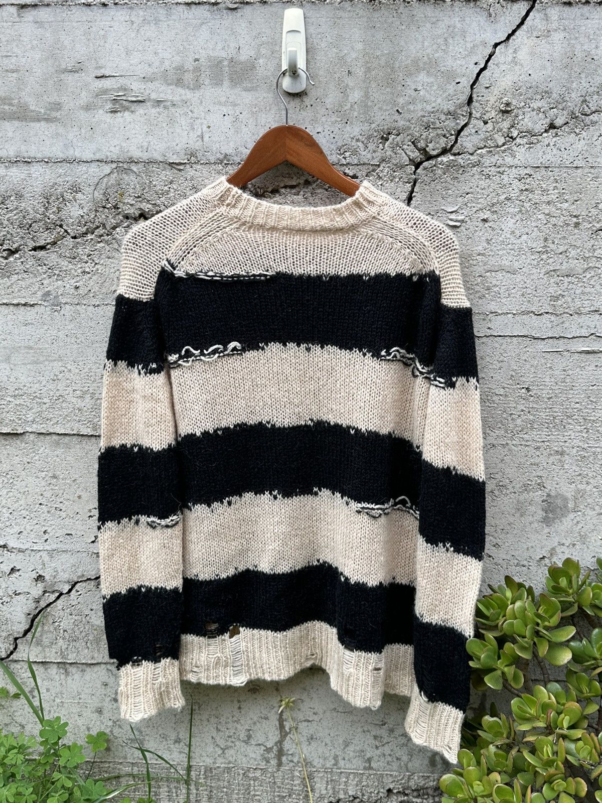 Acne Studios RARE GRAIL Acne Studios Kurt cobain distressed Italian knit Size US L / EU 52-54 / 3 - 4 Thumbnail
