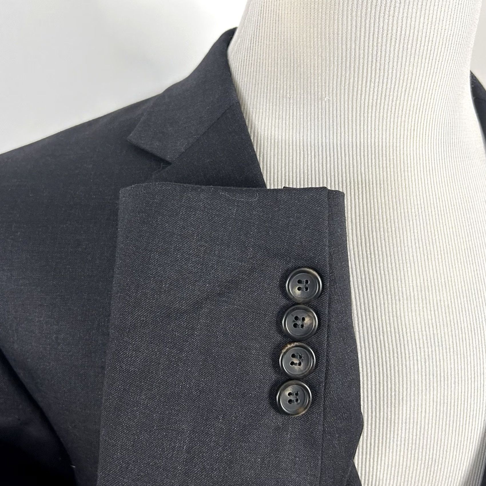 Hart Schaffner Marx Hart Schaffner Marx Sport Coat 44S 100% Wool Charcoal Gray Two Button Vented Jacket Men Regular Short Notch Lapel 2 Piece Solid Vintage No Size US S / EU 44-46 / 1 - 5 Thumbnail