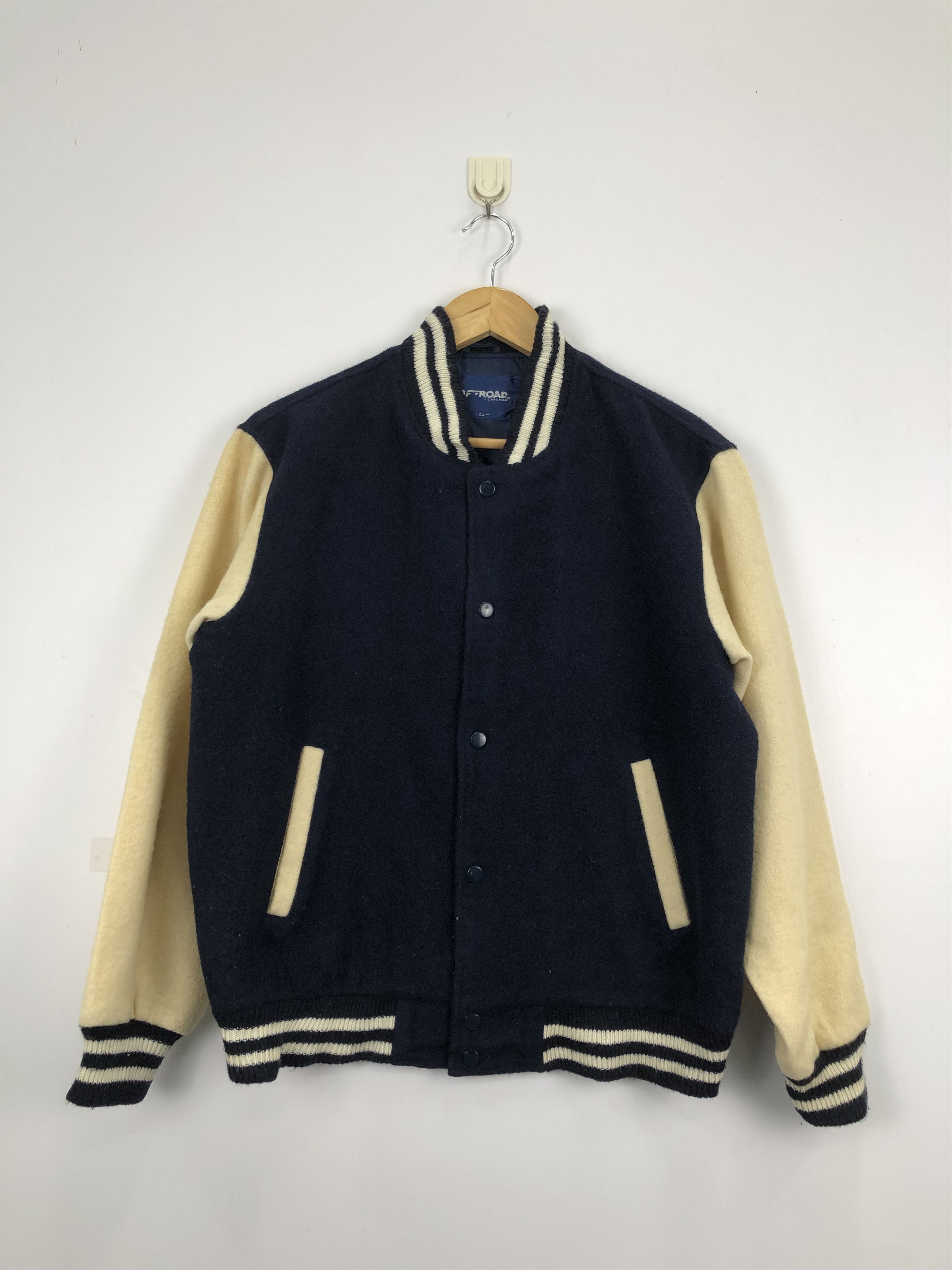 Japanese Brand Vintage Japanese Brand Wool Varsity Jacket V0295 Size US L / EU 52-54 / 3 - 1 Thumbnail