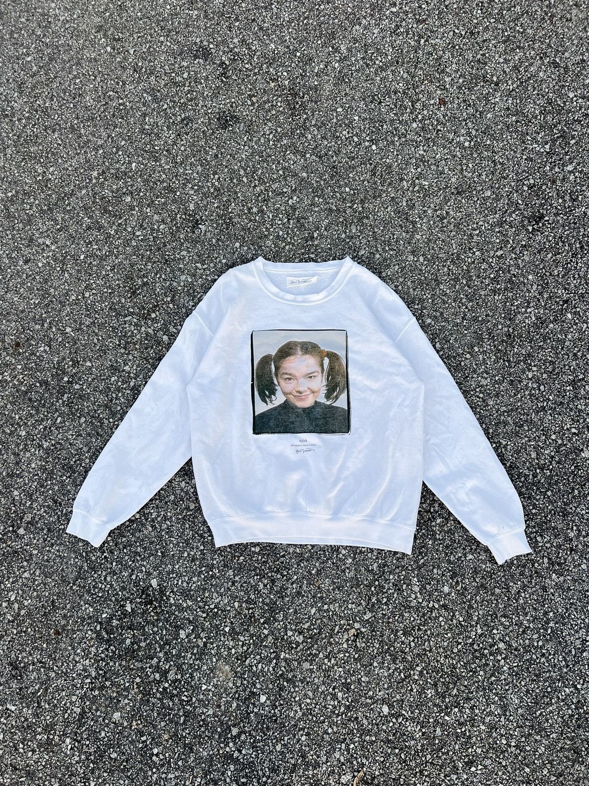 Band Tees × Vintage Bjork Photograph by Kevin Cummins X Journal Standard Size US XL / EU 56 / 4 - 1 Thumbnail
