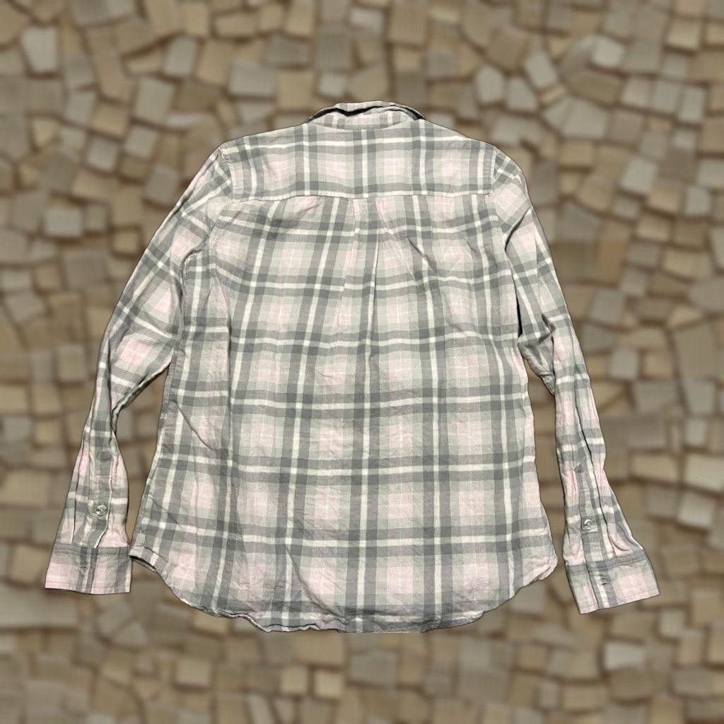 Croft & Barrow Croft & Barrow Shirt Women's Size Medium Plaid Button Up Multicolor Gray Pink White Long Sleeve Collared Casual Fall Spring Summer Womens Size M / US 6-8 / IT 42-44 - 1 Thumbnail