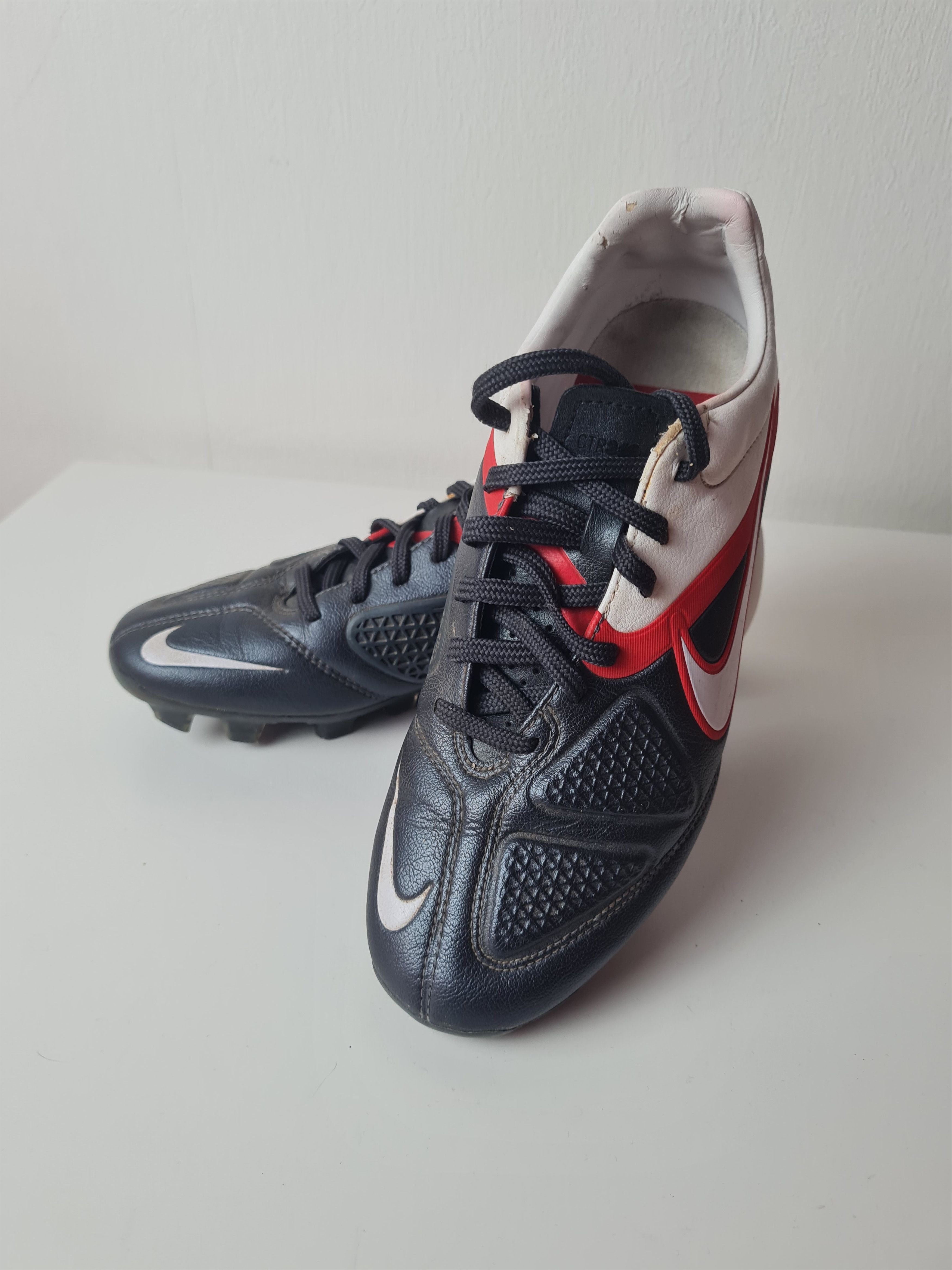 Nike football boots cleats Nike CTR360 Maestri Elite Size 38.5 Size US 6 / EU 39 - 22 Thumbnail