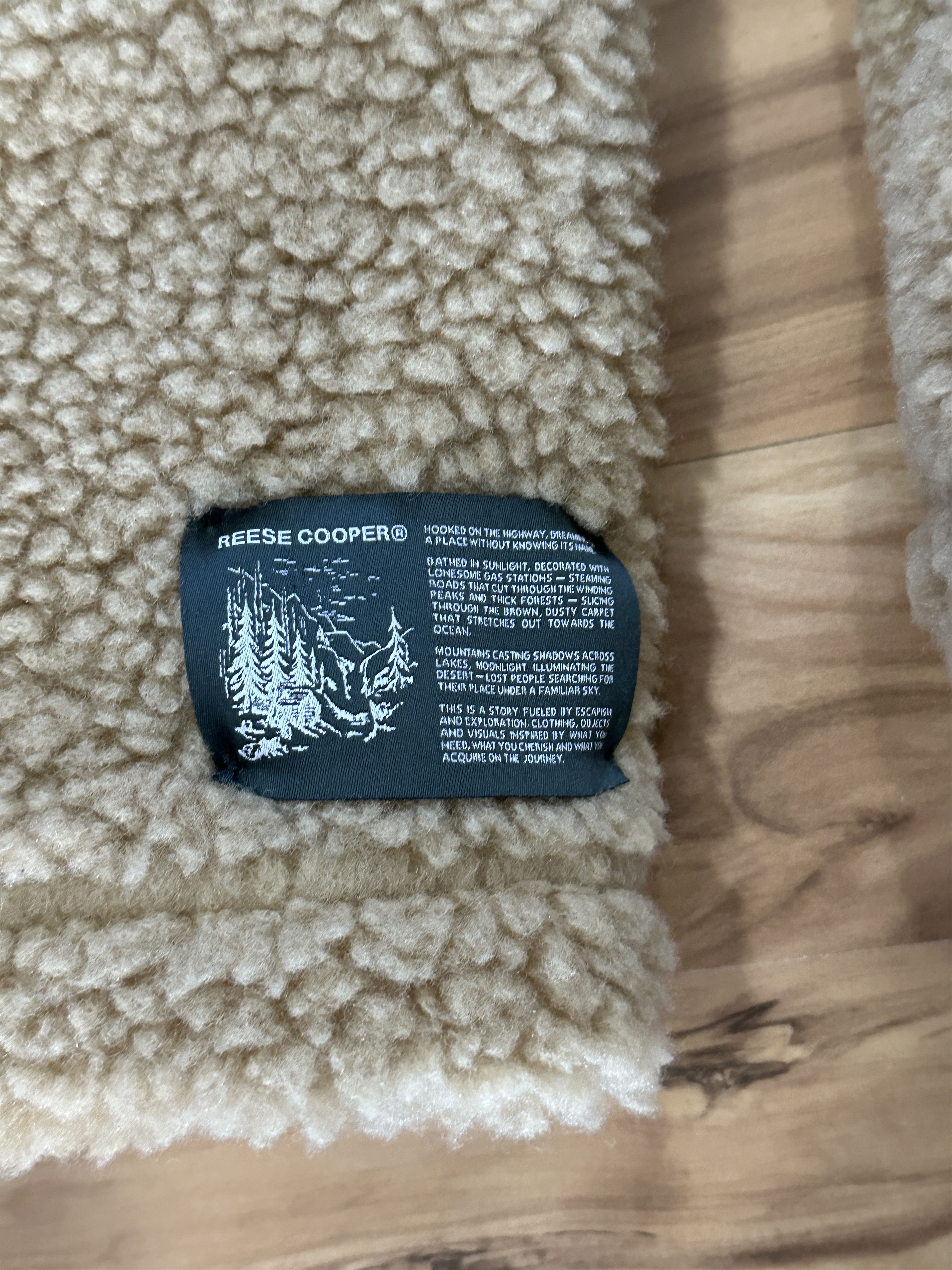 Reese Cooper Reece Cooper AW19 Tan Cropped Fleece Medium Size US M / EU 48-50 / 2 - 5 Thumbnail