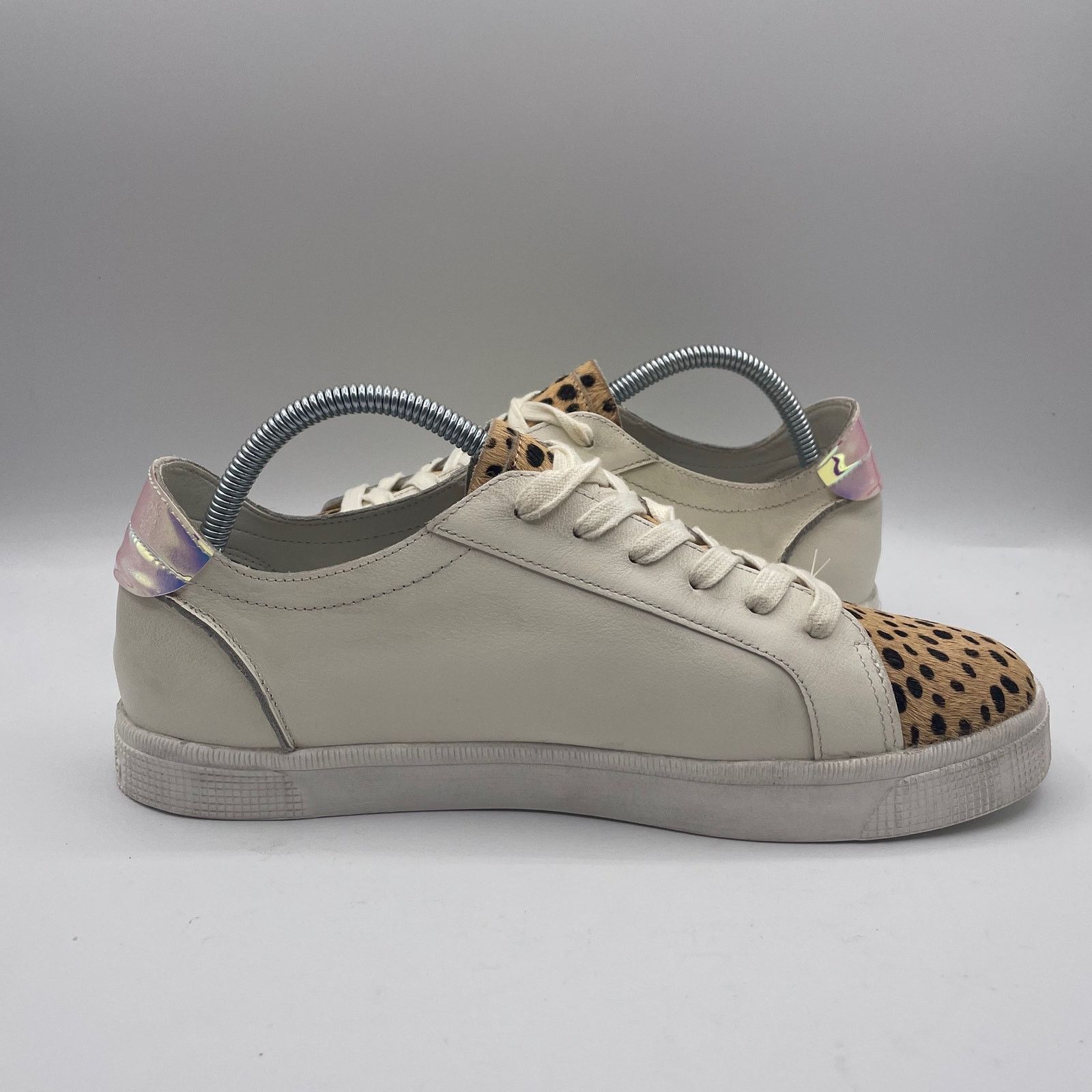 Other Dolce Vita Zaga Leather Trainers Shoes Fur White Womens 9.5 Size US 9.5 / IT 39.5 - 4 Thumbnail