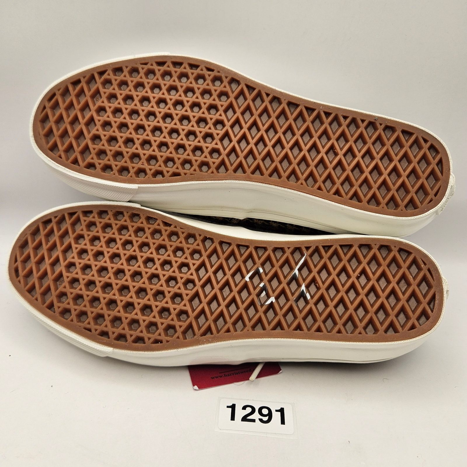Vans VANS X HARRIS TWEED WOMEN'S 9 AUTHENTIC LOW TOP SNEAKER Size US 9 / IT 39 - 5 Thumbnail