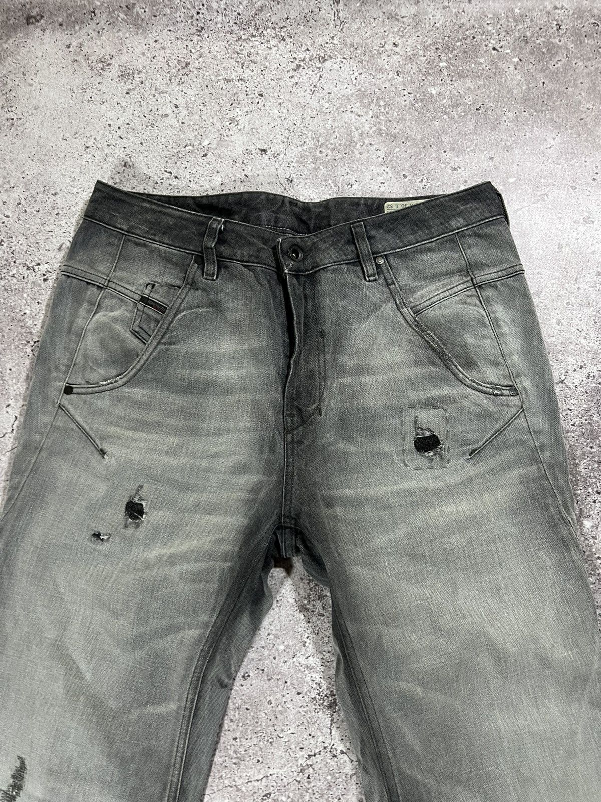Diesel Vintage Diesel Jeans Distressed Wash Japanese Crazy y2k 90s Size US 32 / EU 48 - 7 Thumbnail