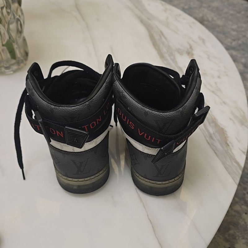Louis Vuitton Louis Vuitton Rivoli Casual Sneakers in White and Blue -250 Size US 8.5 / EU 41-42 - 3 Thumbnail