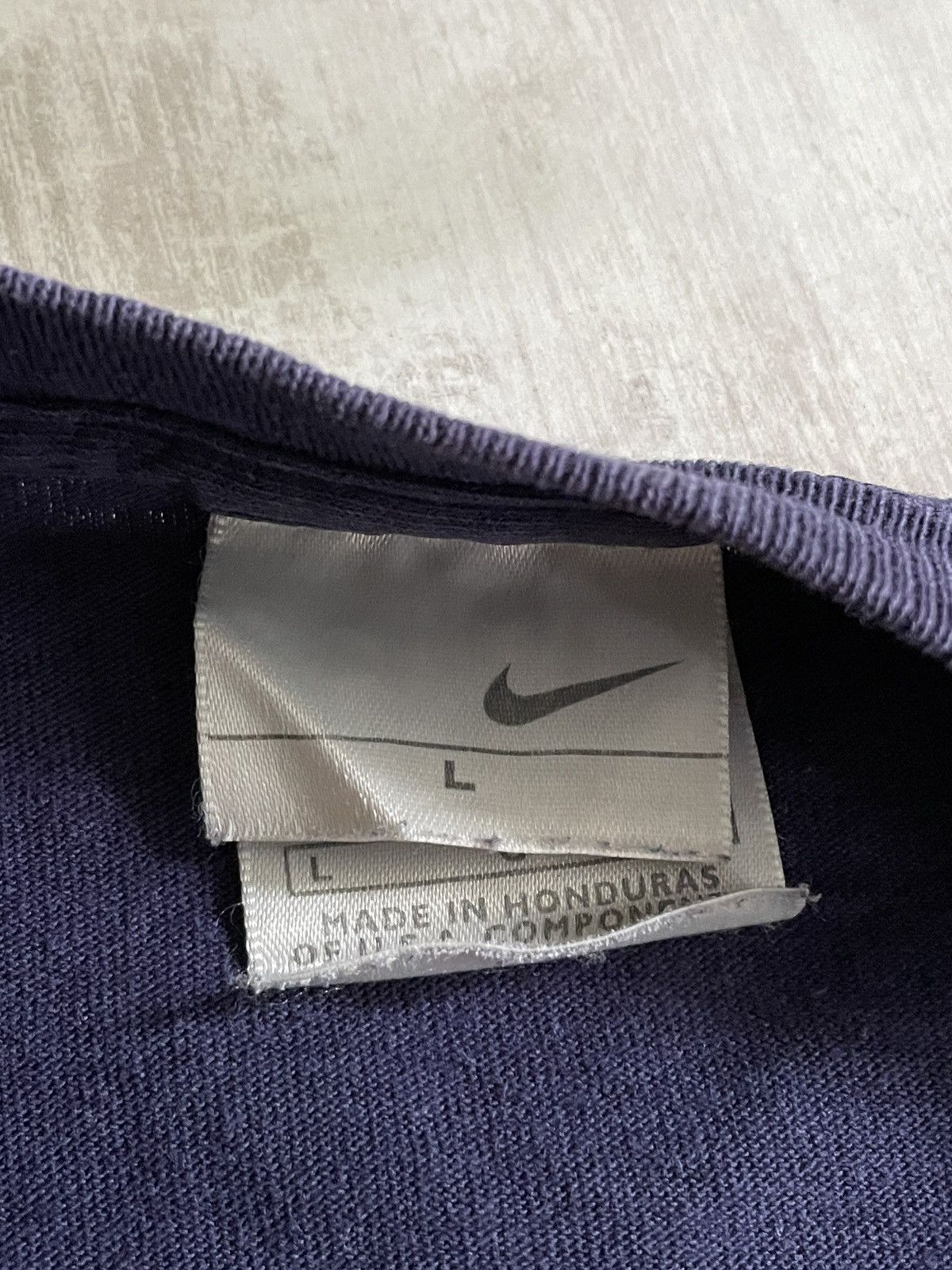 Nike × Vintage Vintage Nike Y2K Central Logo T-Shirt Swoosh Blue Fade RARE Size US L / EU 52-54 / 3 - 7 Thumbnail