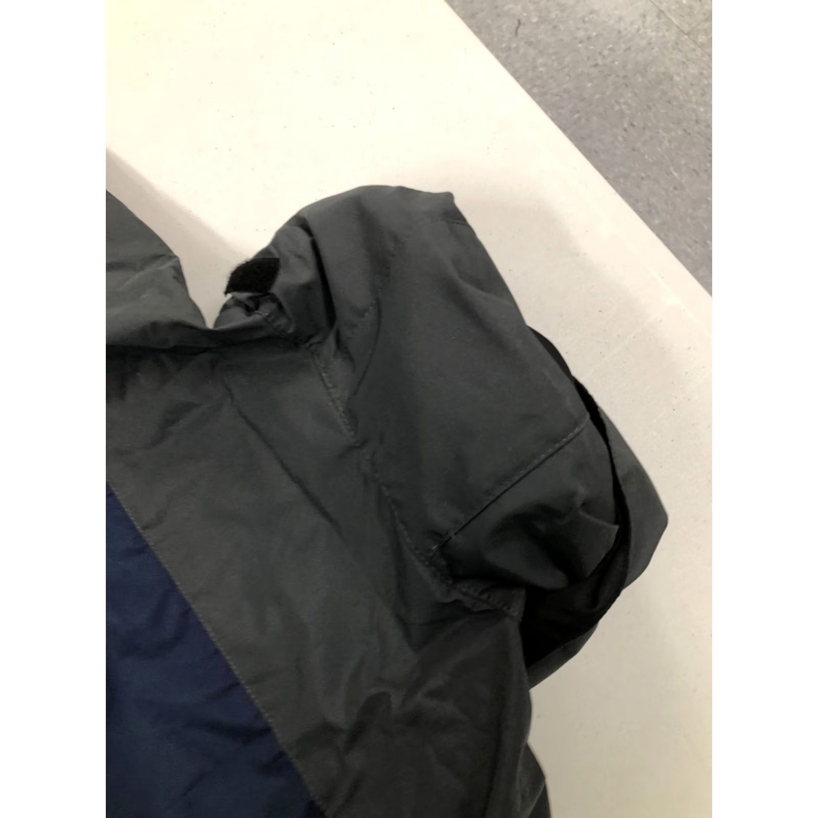 Vintage Frogg Toggs Sport Rain Jacket Hooded Windbreaker Gear Wear Sports Frog Blue Sz S Mens Jacket Rainwear Waterproof Windproof Lightweight Zip Regular Size US S / EU 44-46 / 1 - 7 Thumbnail