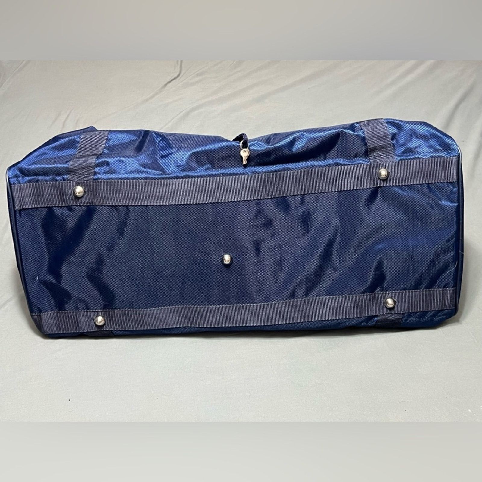 Breitling Iconic Breitling Watch Flight Crew Pilot Duffel Bag NEW RARE Size ONE SIZE - 6 Thumbnail