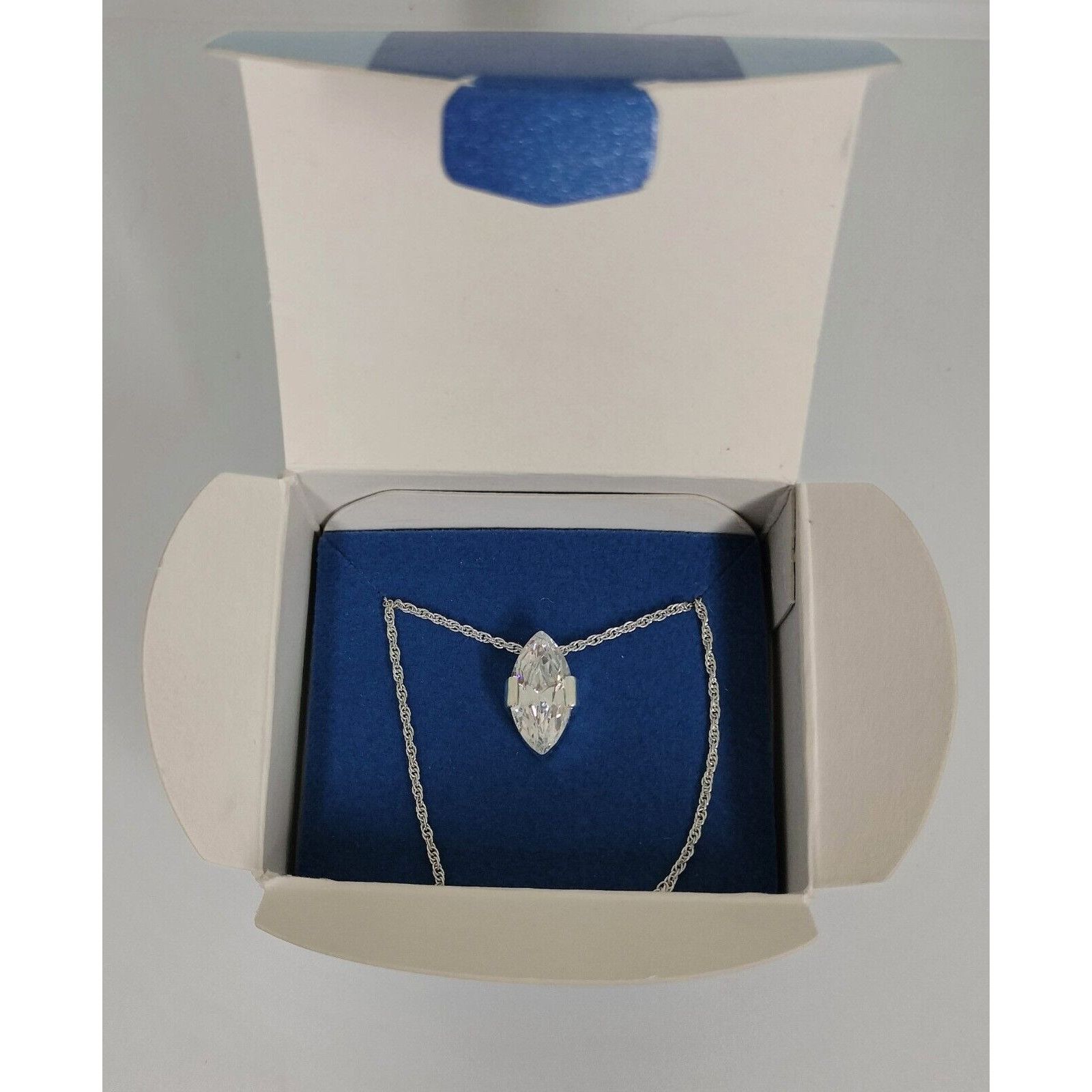 Vintage Avon Luminosity Ultra Marquise Cut CZ Necklace Vintage 2003 Size ONE SIZE - 2 Thumbnail