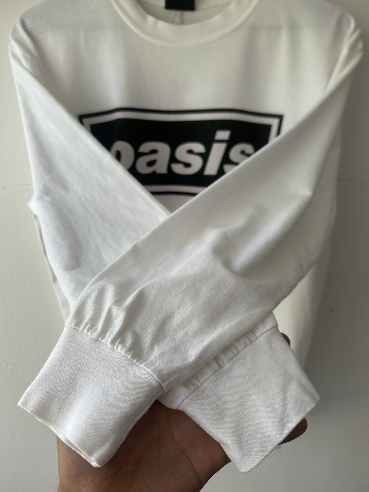 Band Tees Vintage 1994 Oasis Box Logo Tour Tshirt Size US M / EU 48-50 / 2 - 6 Thumbnail