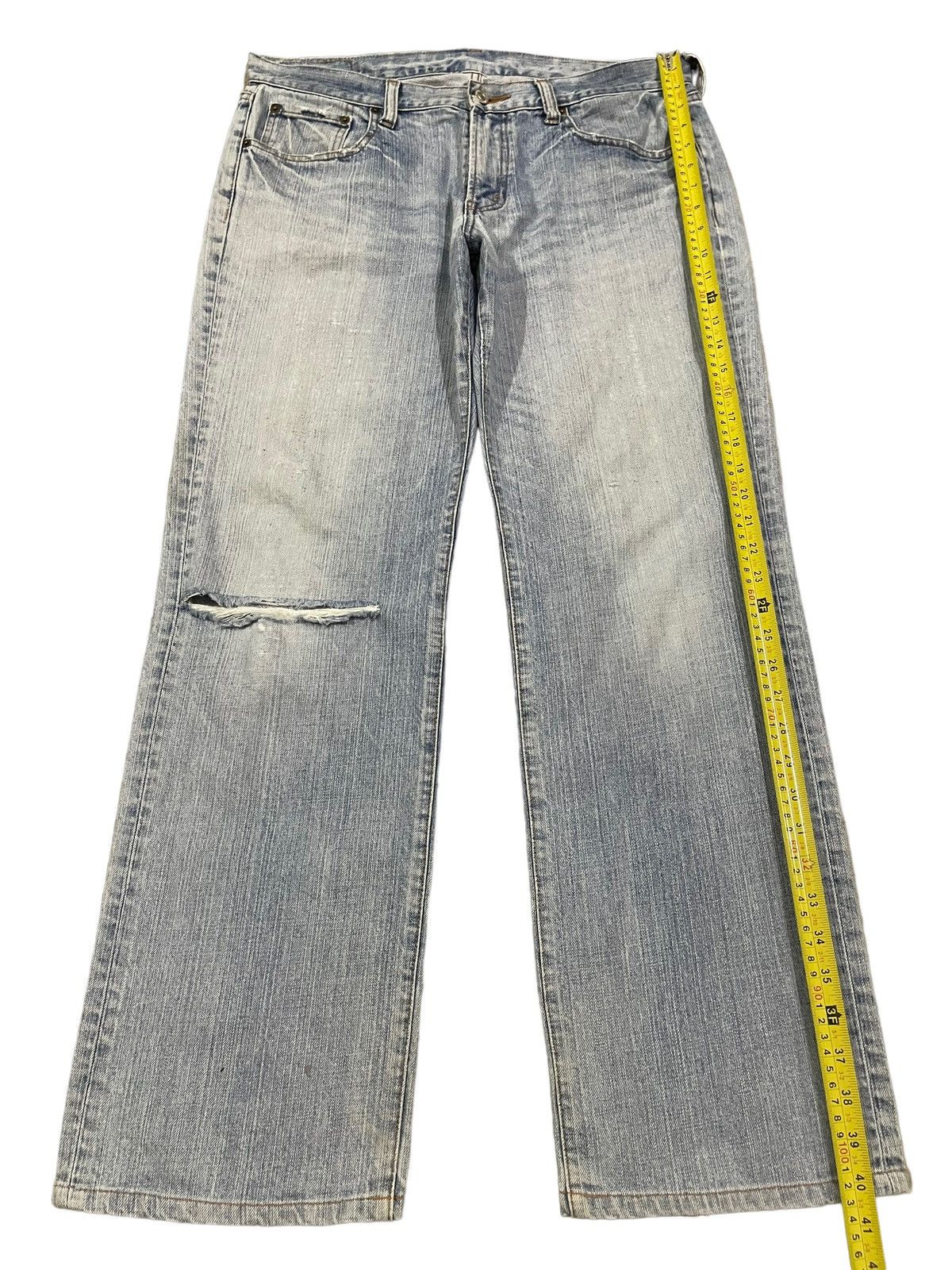 Japanese Brand Vintage Japanese Brand Blue Wash Distress Baggy Jeans Size US 35 - 10 Thumbnail