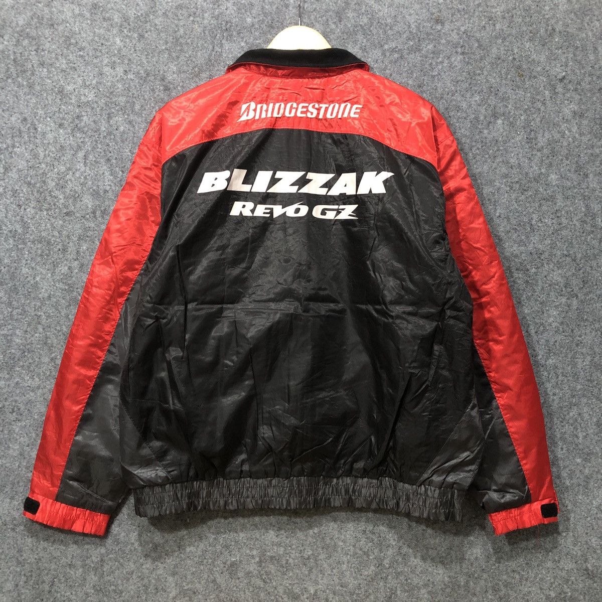Vintage Vintage Bridgestone Blizzak Revo GZ Jacket Size US L / EU 52-54 / 3 - 1 Thumbnail