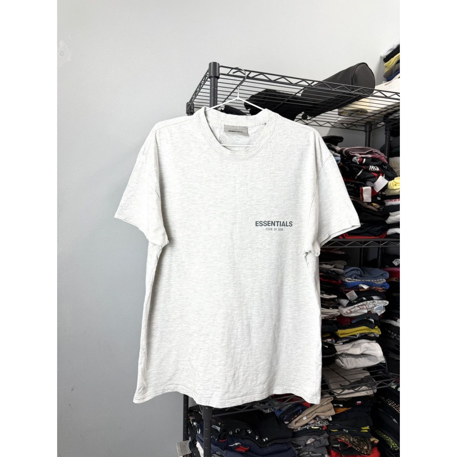 Essentials Essentials Fear Of God T Shirt Hype Size US S / EU 44-46 / 1 - 1 Thumbnail